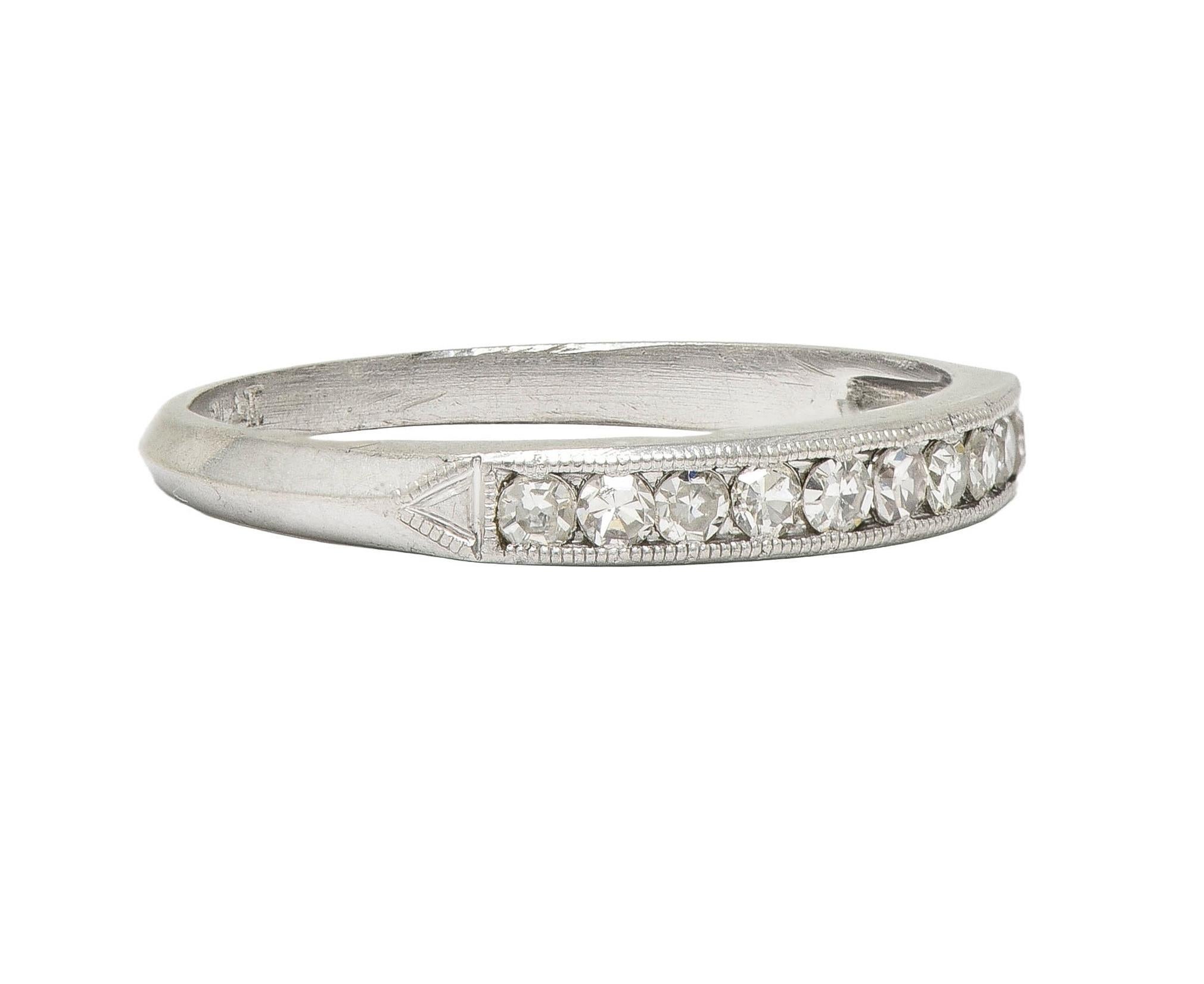 Single Cut Mid-Century 0.30 CTW Diamond Platinum Vintage Knife Edge Channel Band Ring