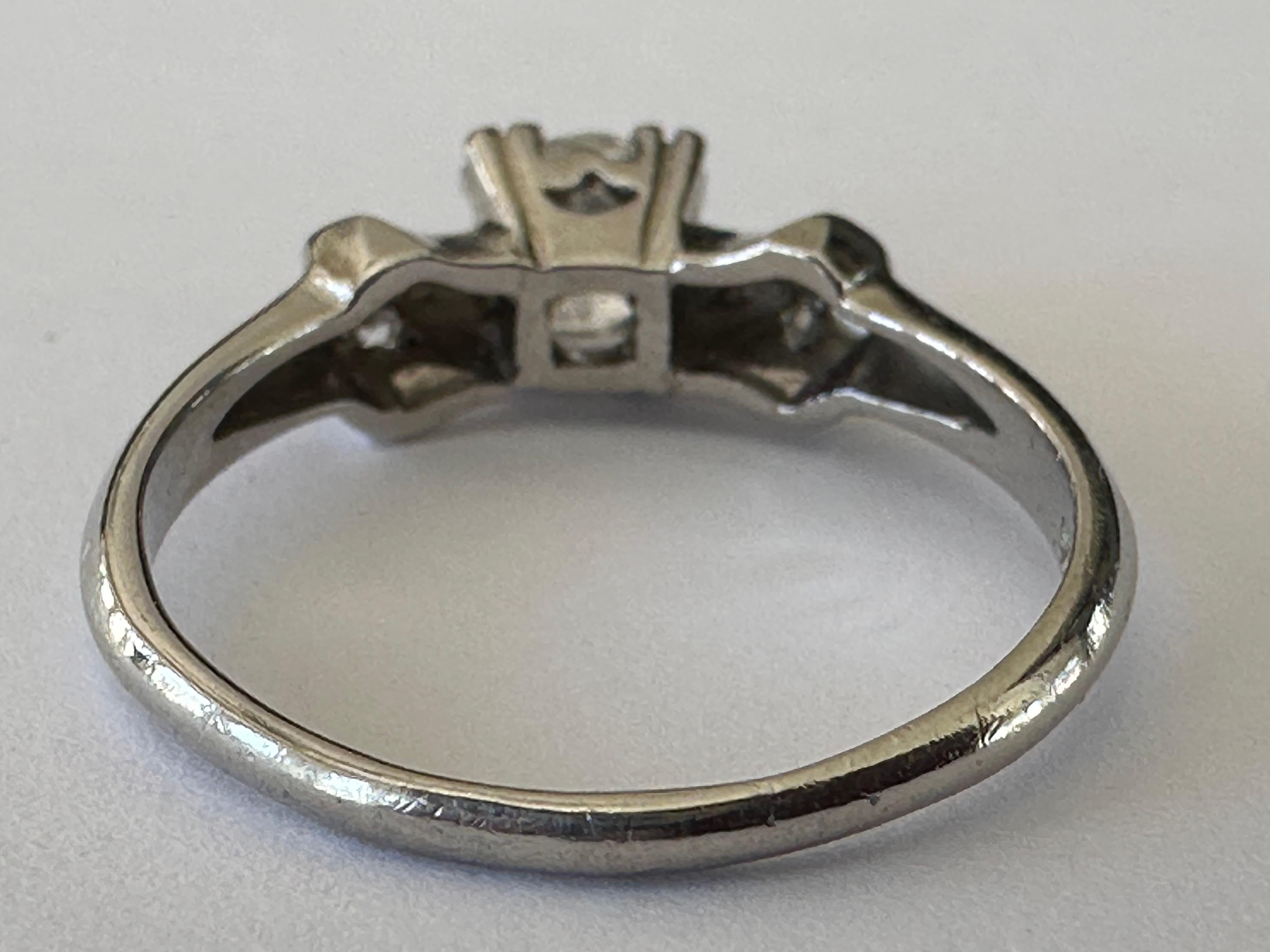 Women's Mid-Century 0.50-Carat Diamond Bow Engagement Ring  For Sale