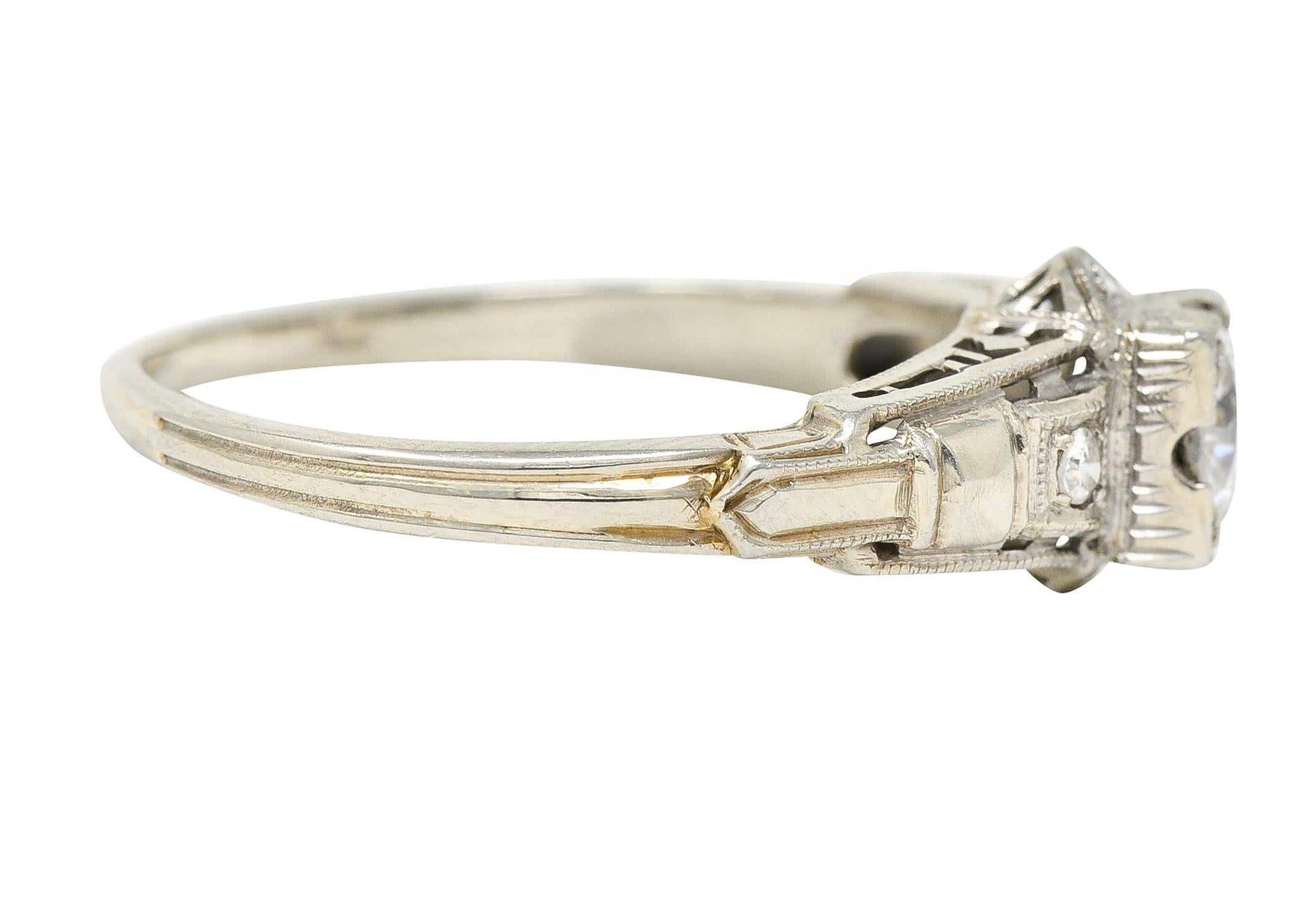 Retro Mid-Century 0.60 Carats Diamond 18 Karat White Gold Engagement Ring For Sale