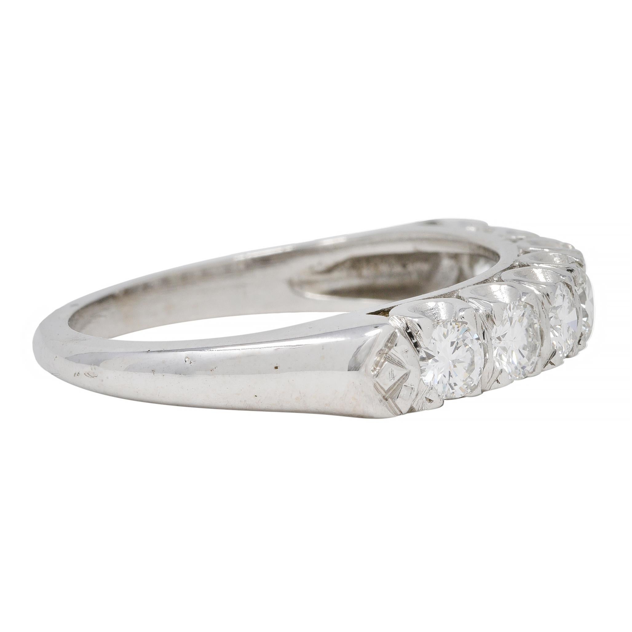 Round Cut Mid-Century 0.70 CTW Diamond 14 Karat White Gold Fishtail Vintage Band Ring For Sale