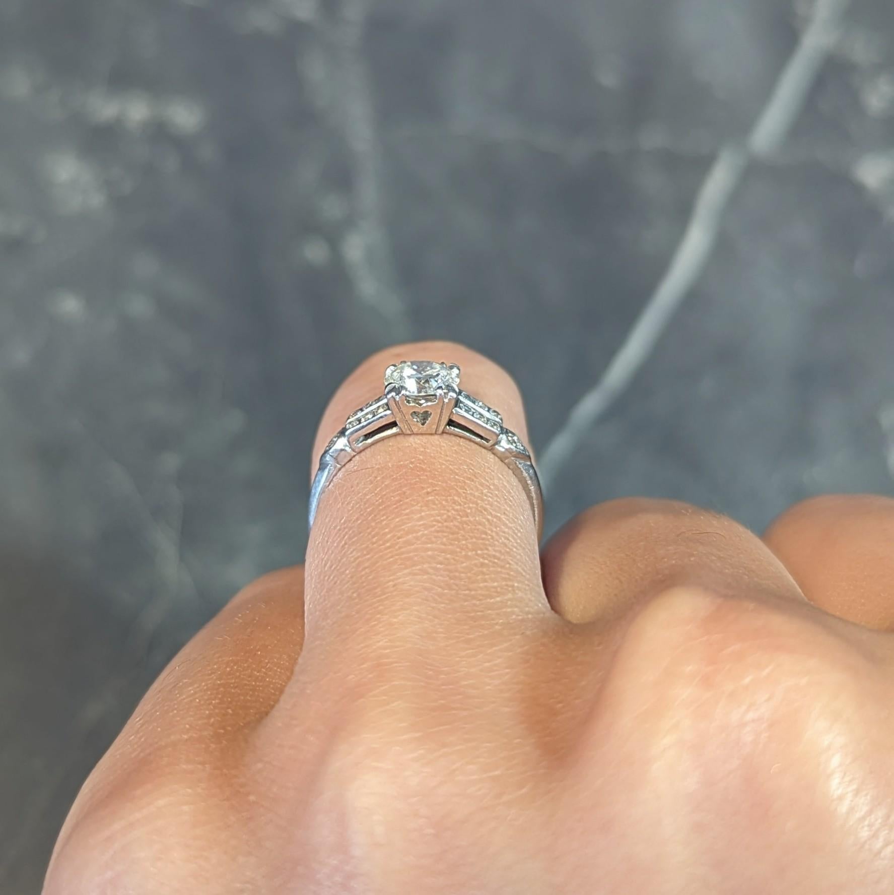 Mid-Century 0.80 CTW Old European Diamond Platinum Heart Vintage Engagement Ring For Sale 10