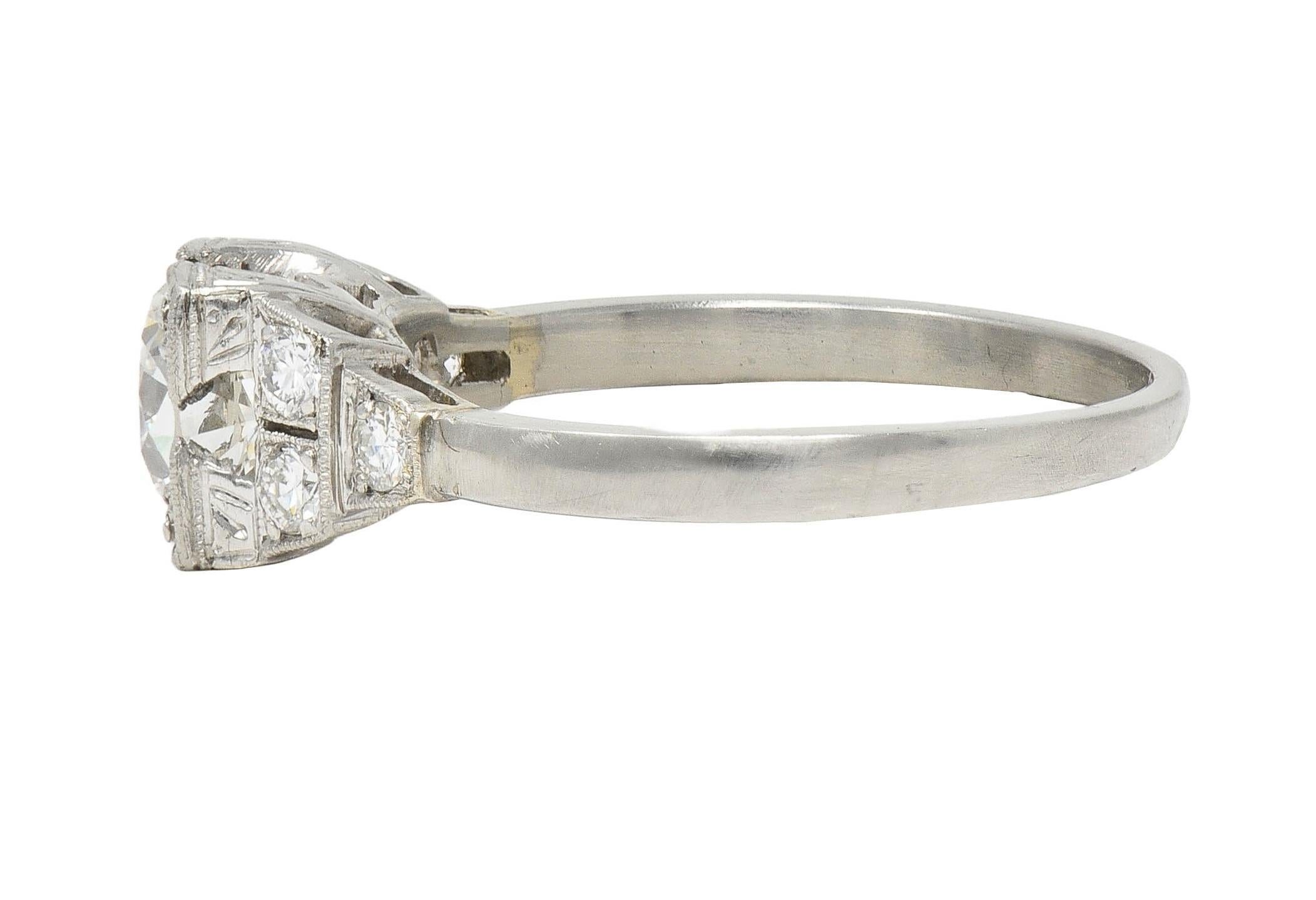 Bague de fiançailles vintage en platine avec diamant 0,84 CTW du milieu du siècle en vente 1