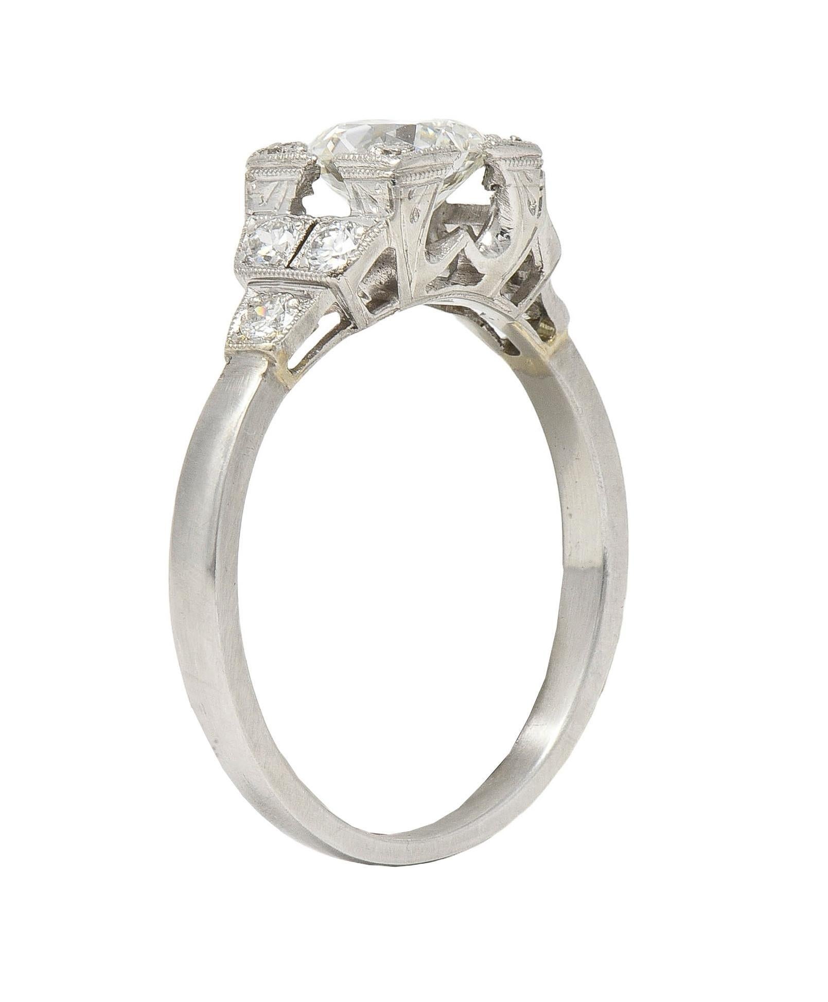 Bague de fiançailles vintage en platine avec diamant 0,84 CTW du milieu du siècle en vente 5