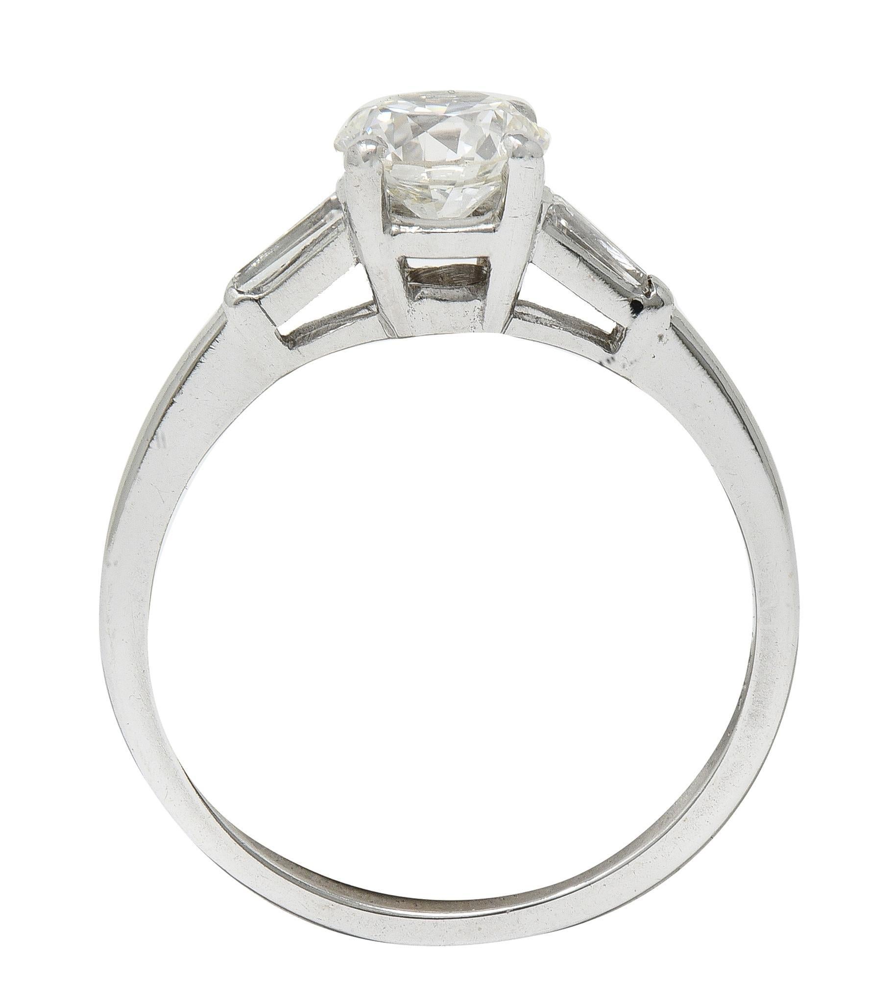 Anello di fidanzamento vintage in oro 14K Mid-Century con diamante europeo antico da 0,89 CTW in vendita 1