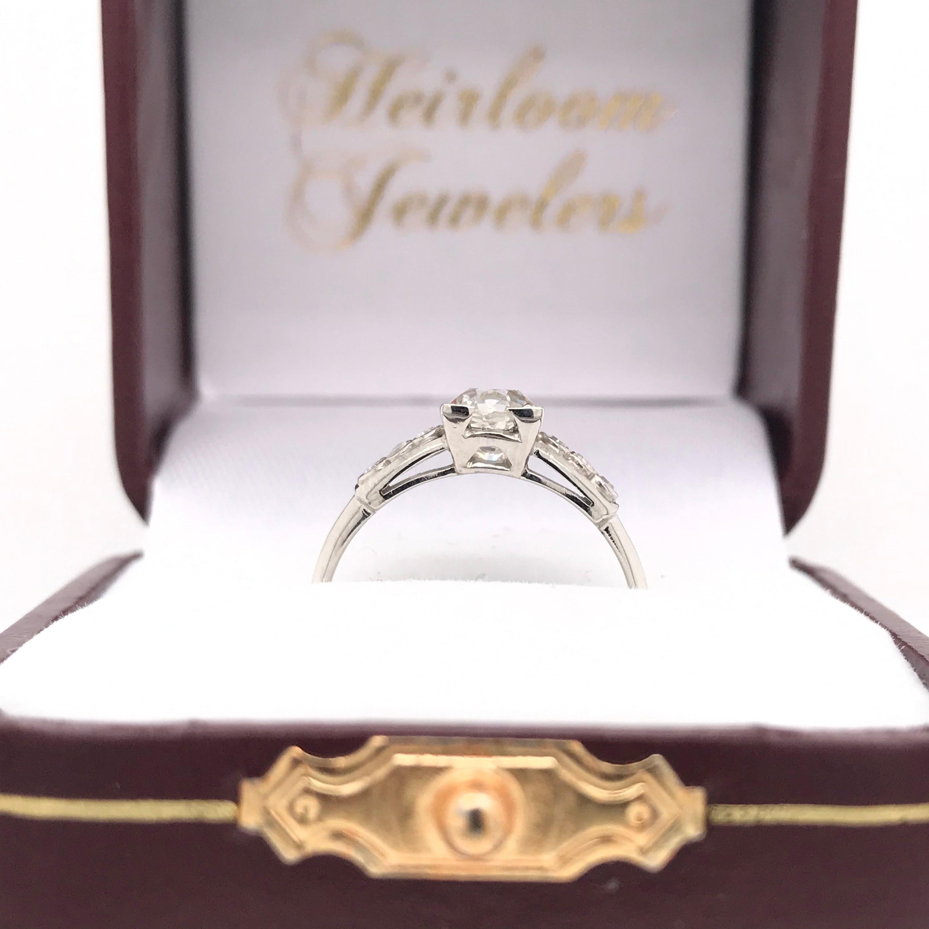 Mid Century 0.90 Carat Diamond Solitaire Style Platinum Ring For Sale 4