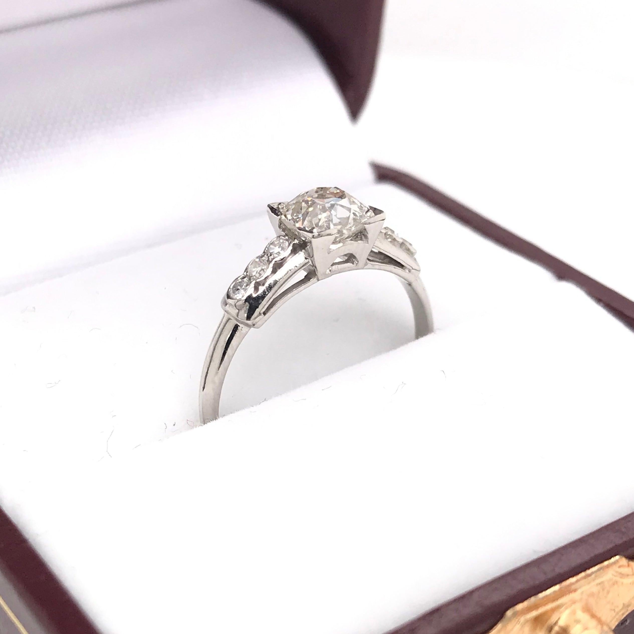 Mid Century 0.90 Carat Diamond Solitaire Style Platinum Ring For Sale 3