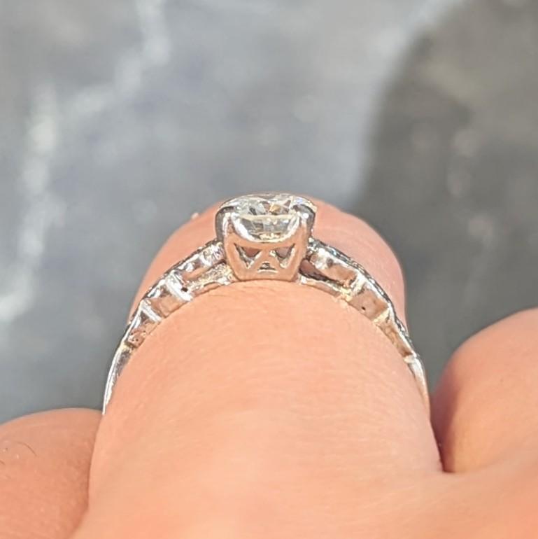Mid-Century 0,94 CTW Diamant Platin Verlobungsring mit sieben Steinen Vintage 7