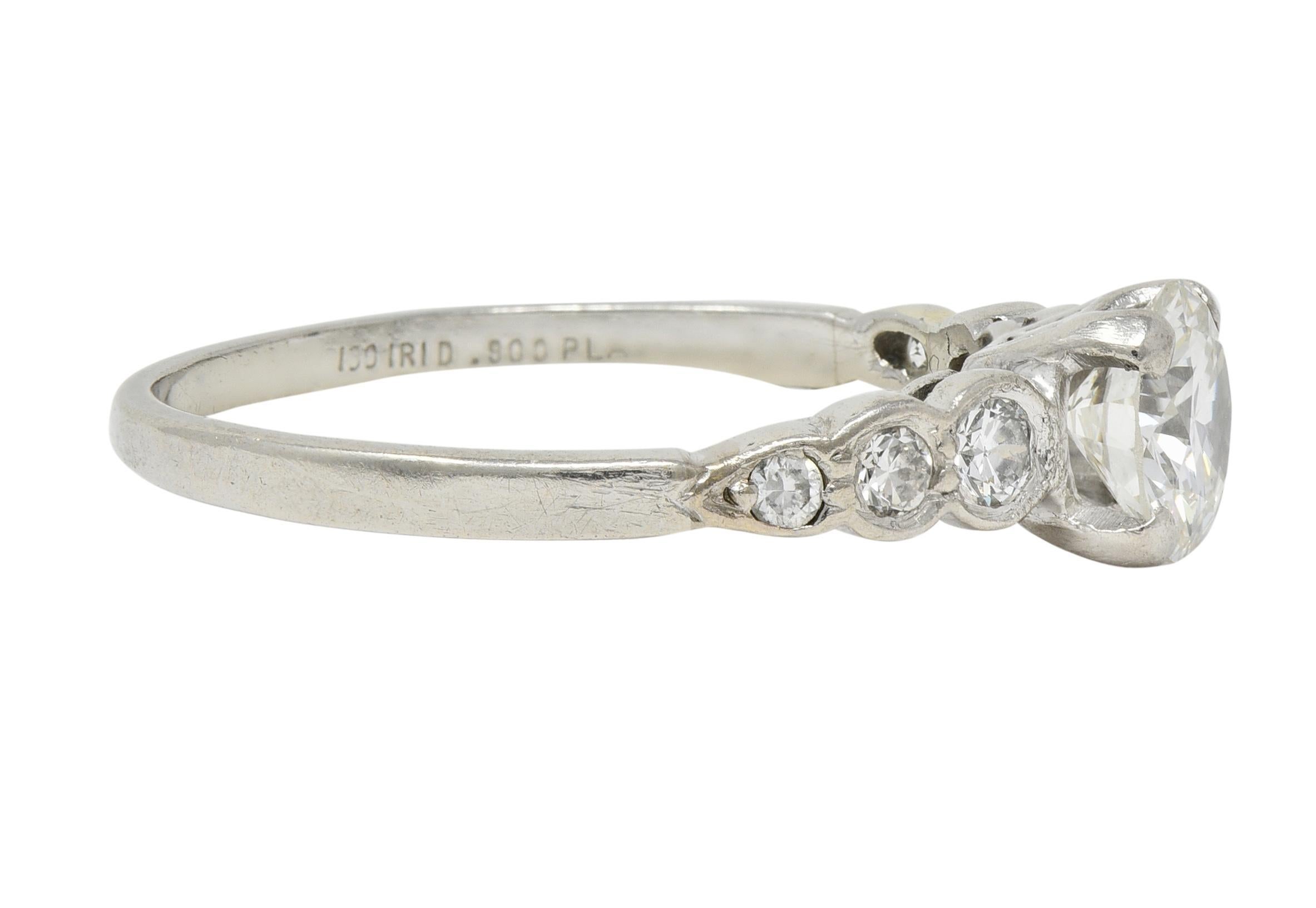 Taille vieille Europe Mid-Century 0.94 CTW Diamond Platinum Seven Stone Vintage Engagement Ring (bague de fiançailles vintage à sept pierres en platine) en vente