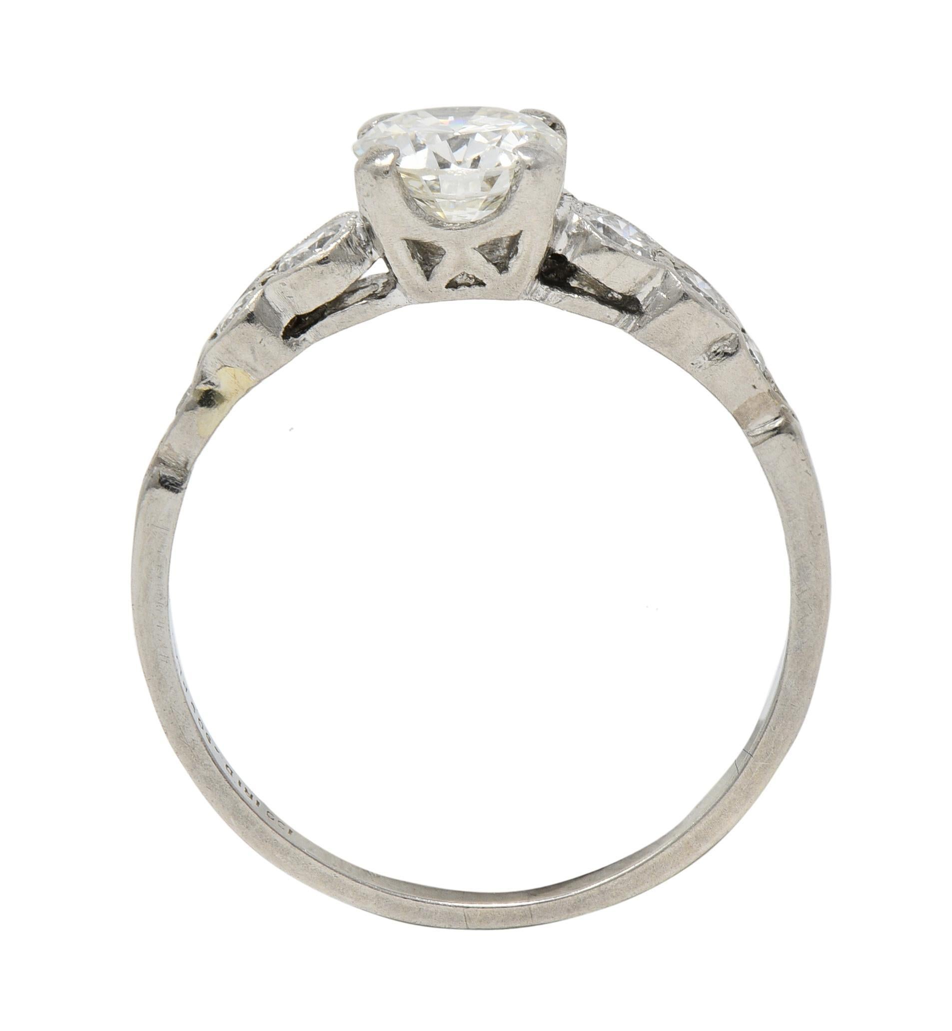 Mid-Century 0.94 CTW Diamond Platinum Seven Stone Vintage Engagement Ring For Sale 2