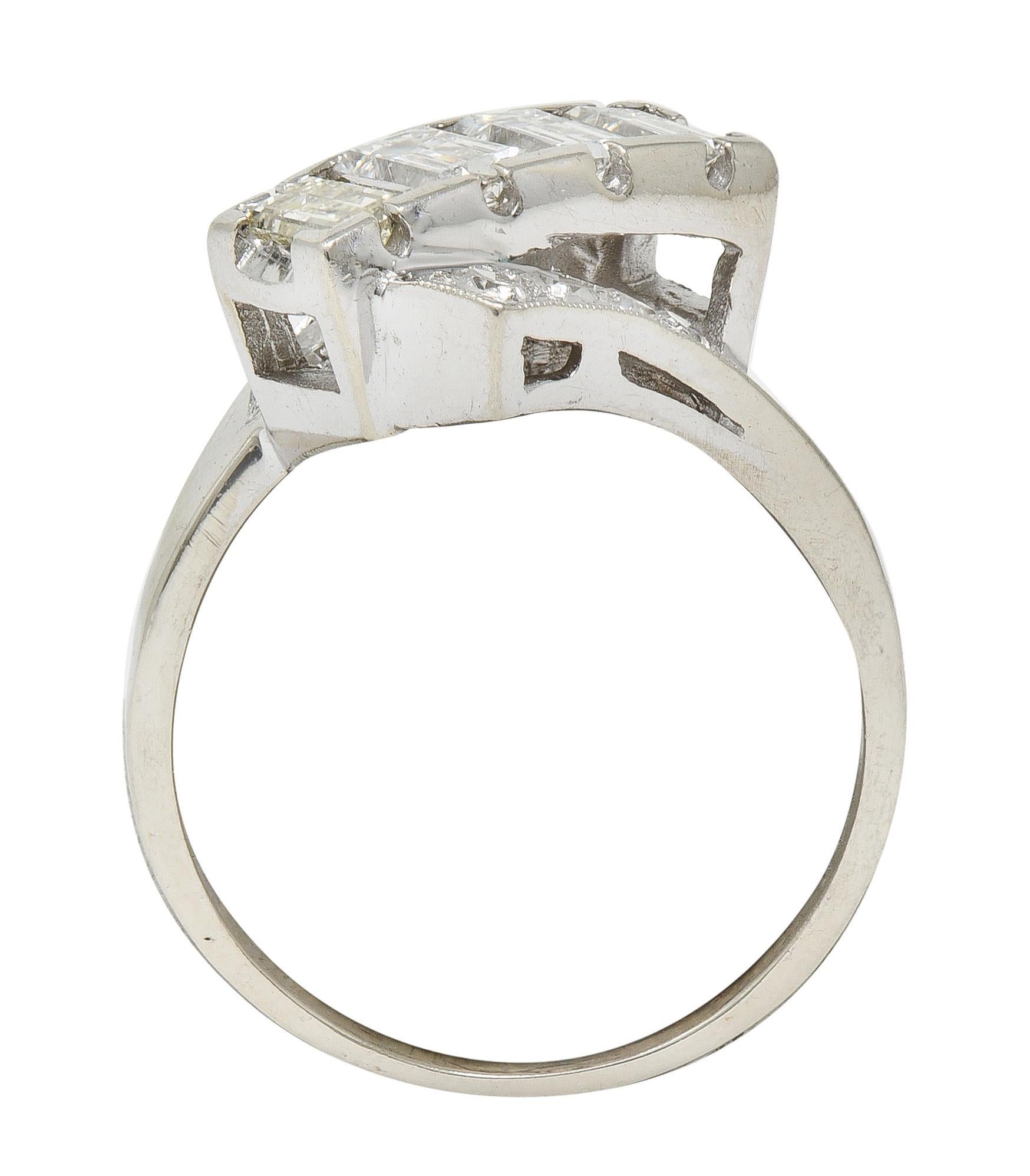 Mid-Century 1,00 CTW Diamant 14 Karat Gold Vintage Band Bypass Ring im Angebot 4