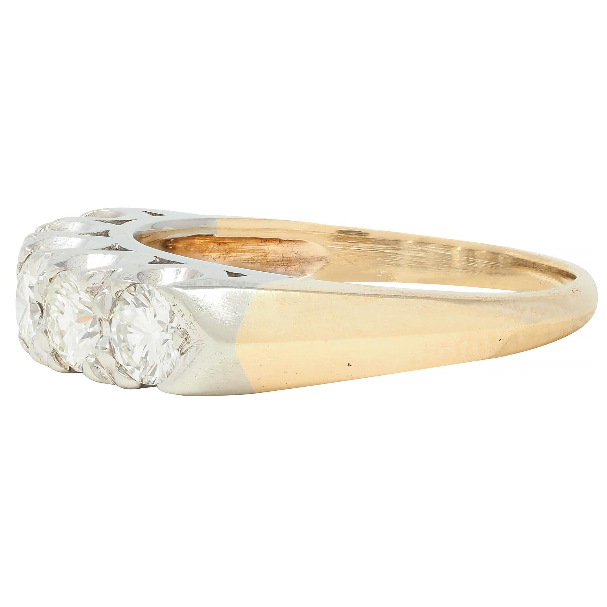 Mid-Century 1.00 CTW Diamond 14 Karat Two-Tone Gold Vintage Fishtail Band Ring 1