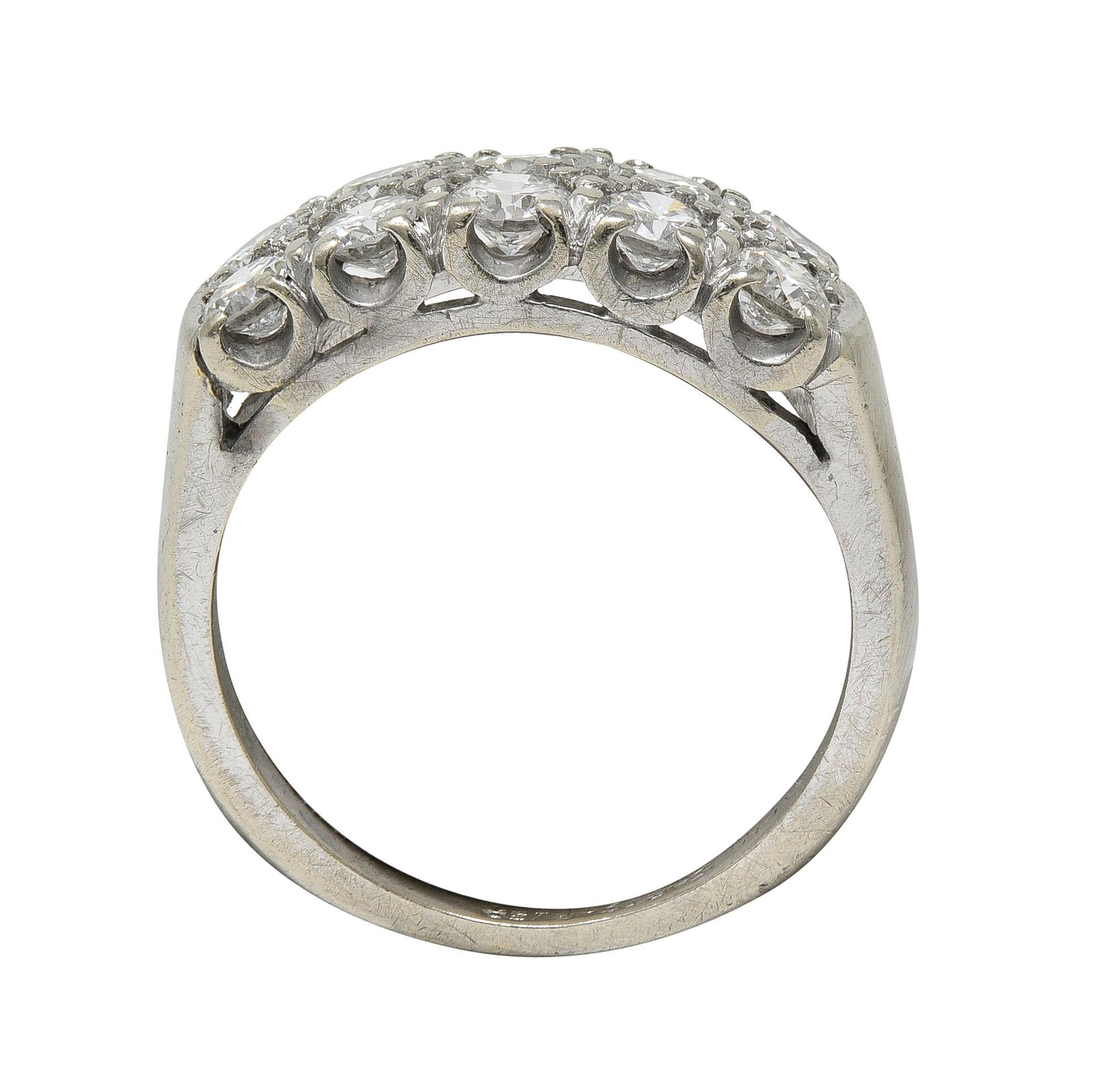 Mid-Century 1.00 CTW Diamond 14K Gold Vintage Two-Row Fishtail Wedding Band Ring For Sale 2