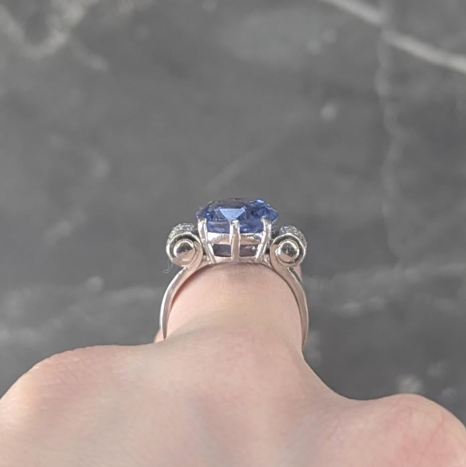 Bague vintage du milieu du siècle, saphir de Ceylan de 10.04 carats, sans chaleur, diamant et platine, certifié GIA en vente 6