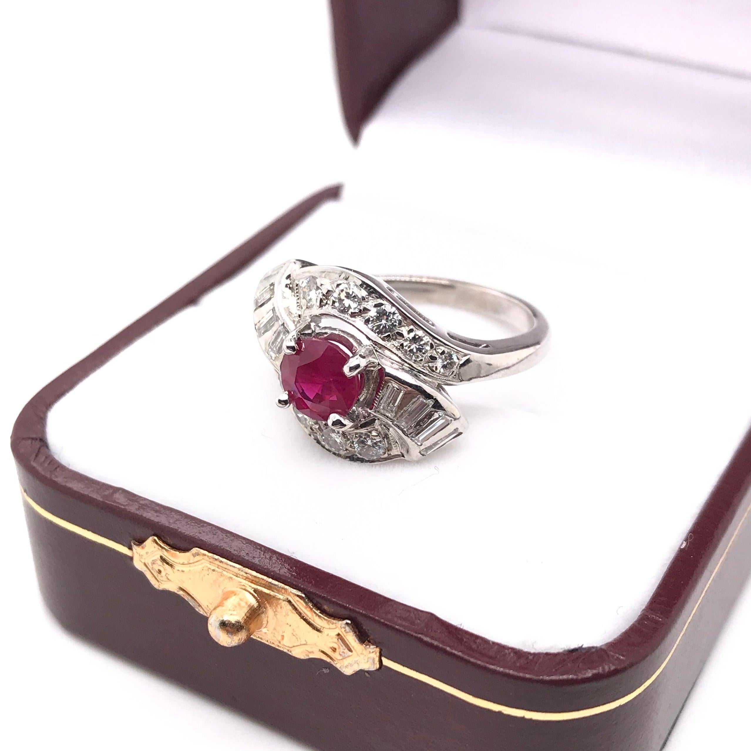Mid Century 1.01 Carat Ruby and Diamond Ring For Sale 3