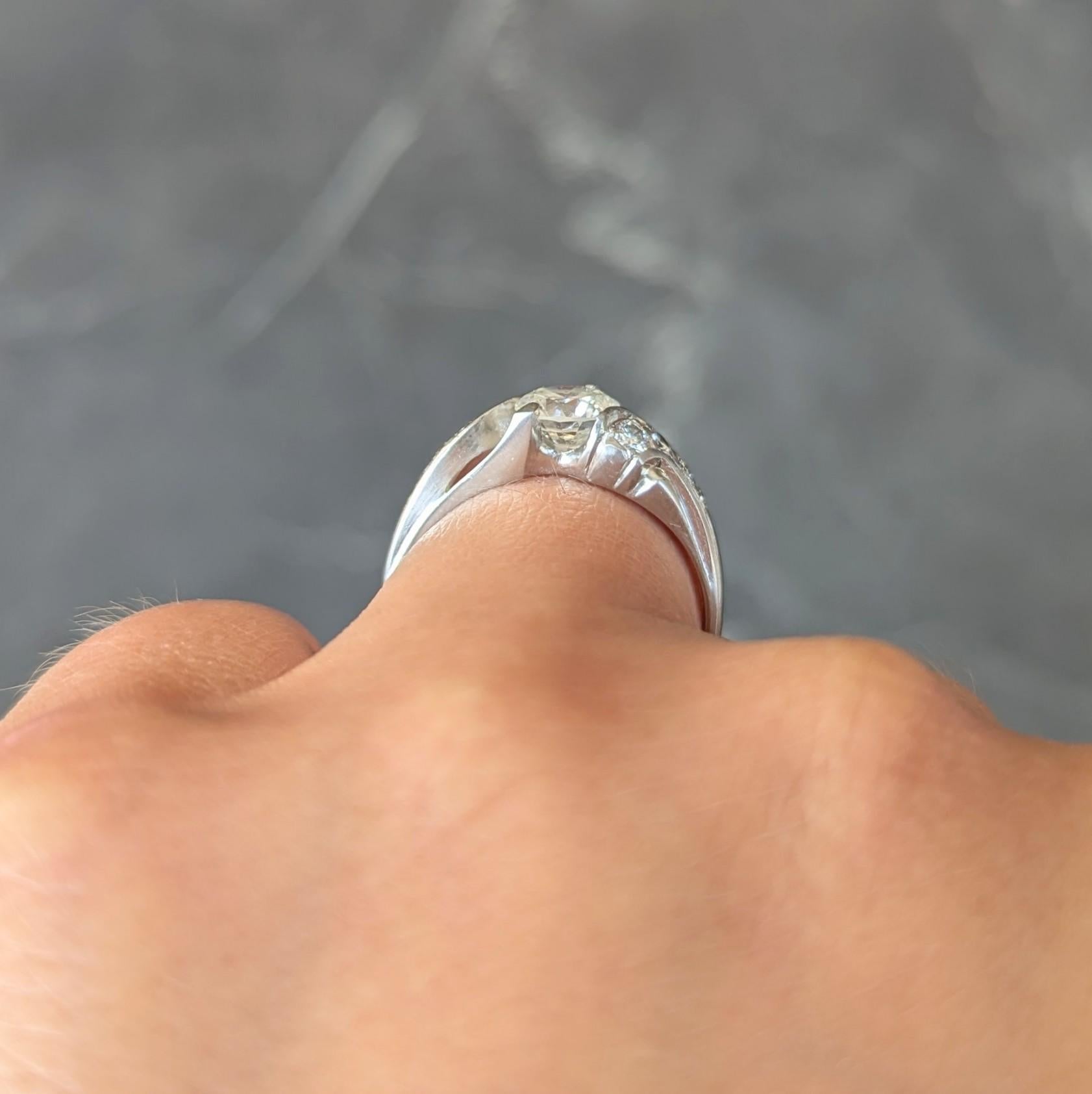 Anillo de Compromiso Vintage Bypass de Platino con Diamantes de 1,08 quilates de mediados de siglo en venta 1