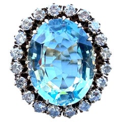 Mid-Century 10.90ct Aquamarine, 2.00ct Diamond Halo Vintage VS Ring