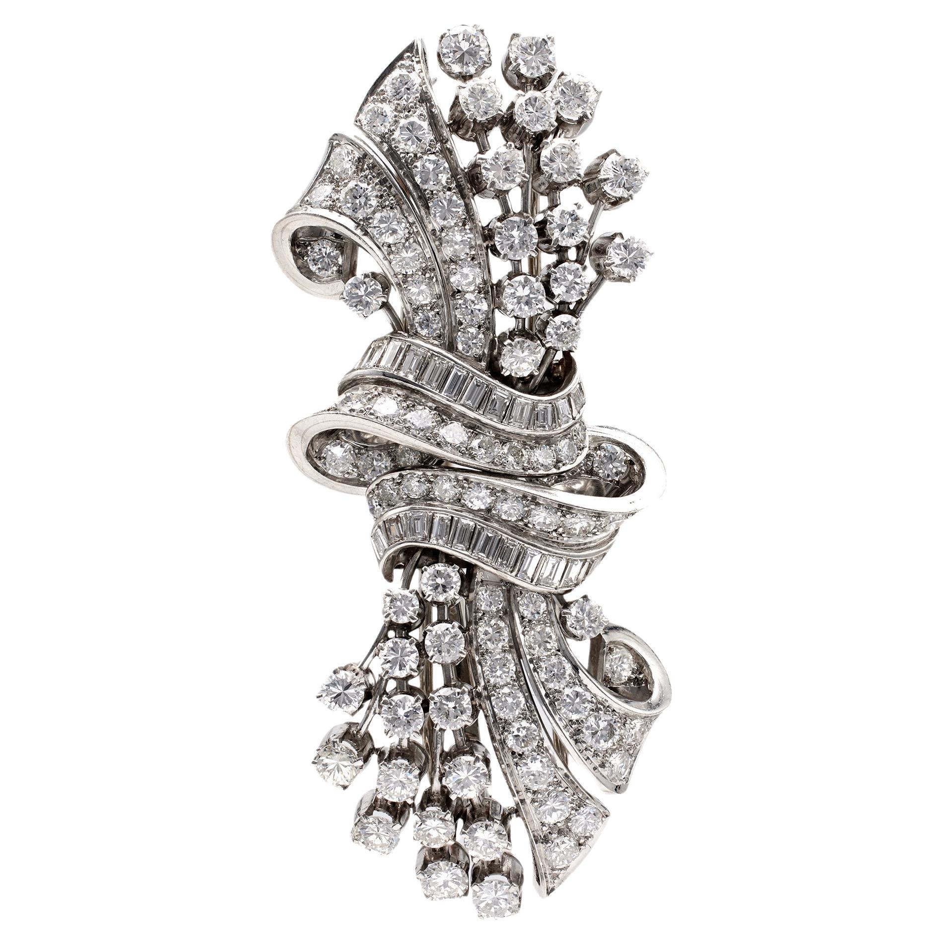 Mid-Century 11.90 Carat Total Weight Diamond Platinum Double Clip Brooch