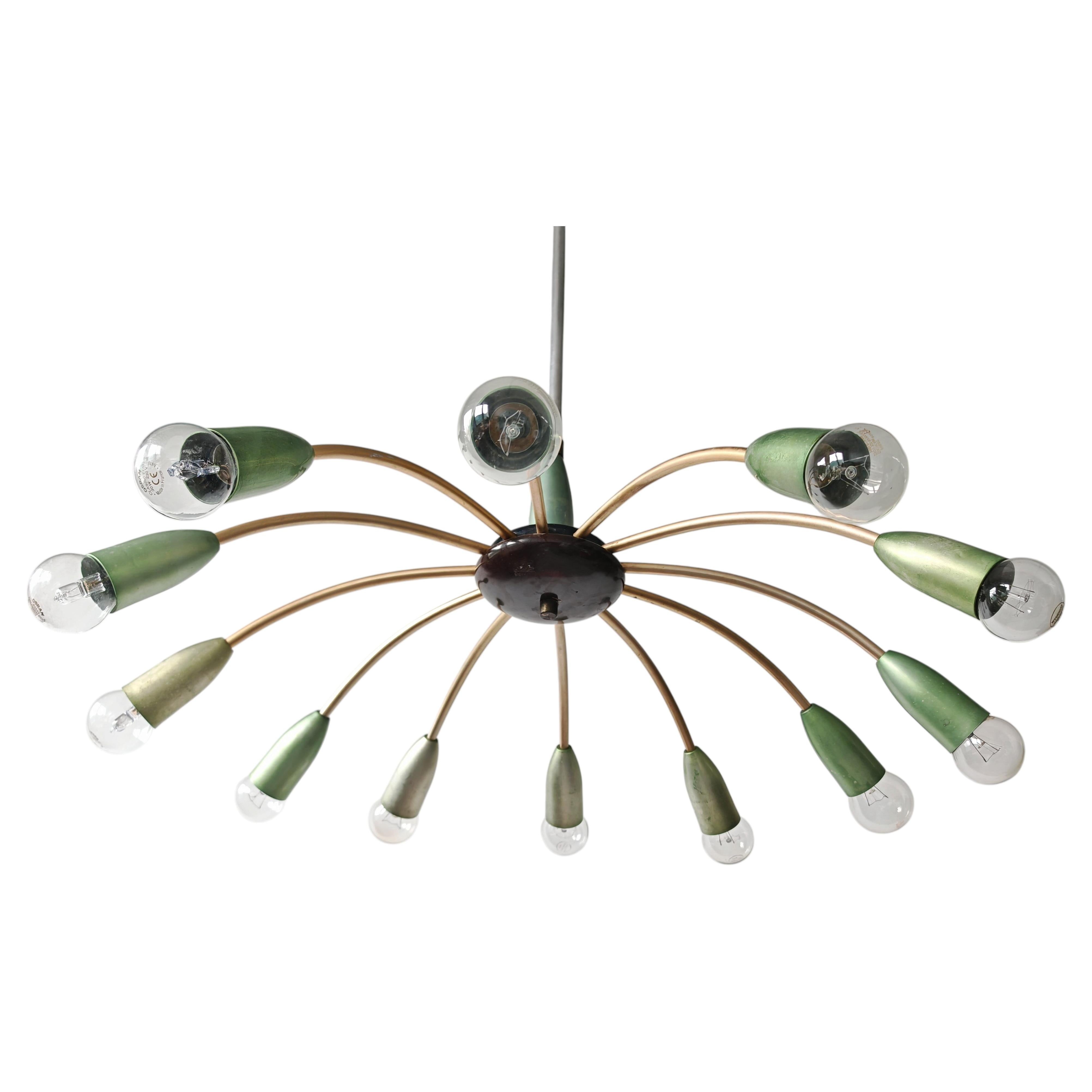 Lustre à 12 branches de style Sputnik ou araignée du milieu du siècle, dans le style de Stilnovo, Italie