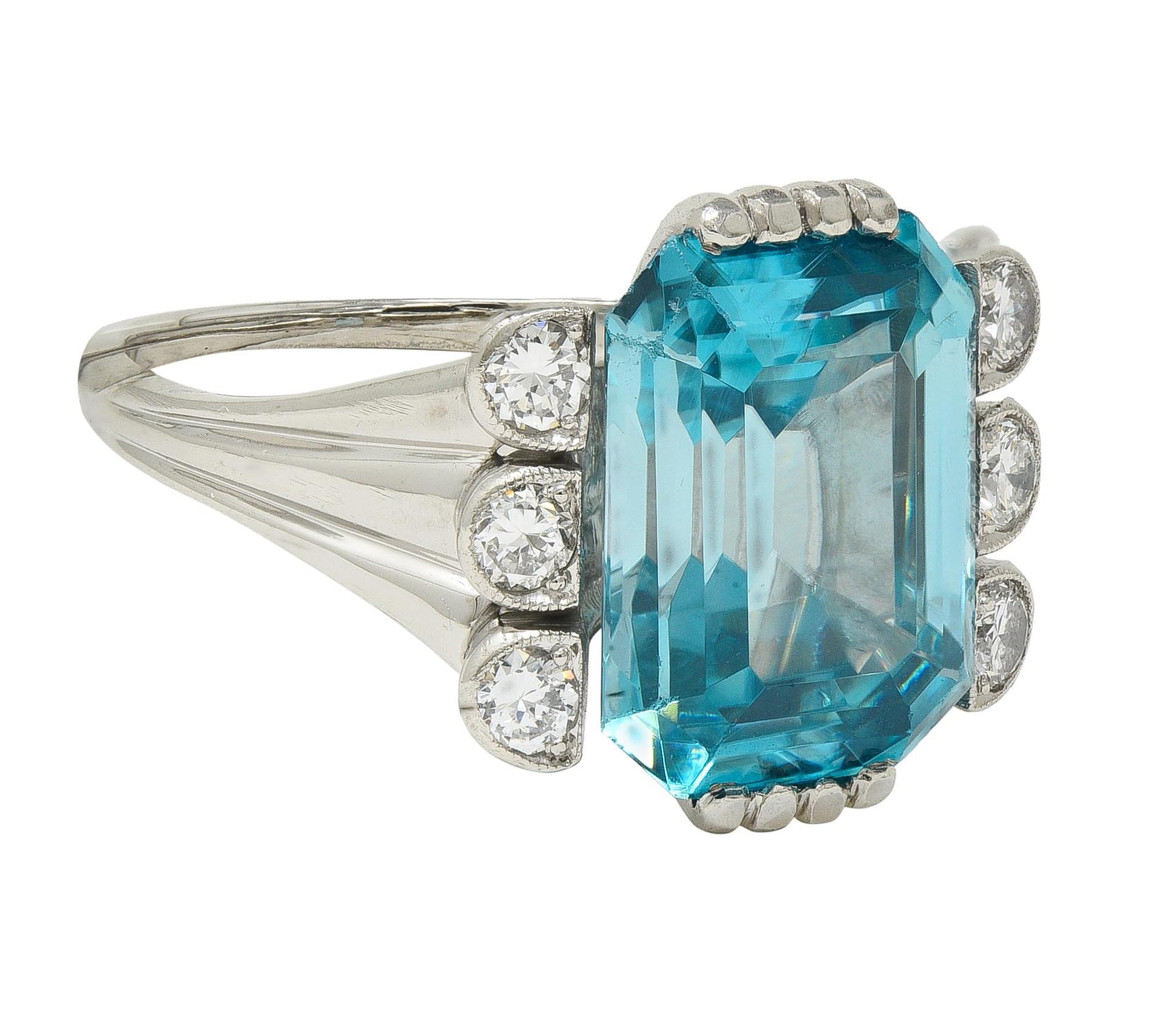 Moderno Mid-Century 12.00 CTW Zircon Diamond Platinum Vintage Cocktail Ring in vendita