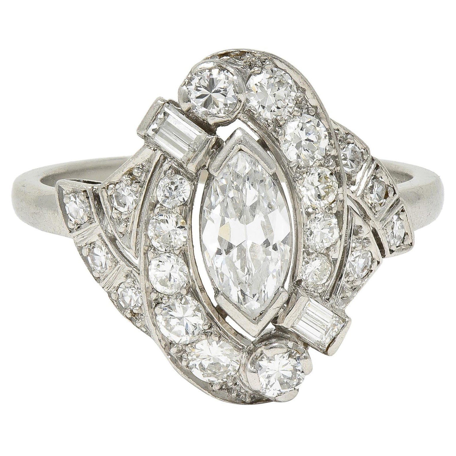 Mid-Century 1,26 CTW Diamant Platin wirbelnder Marquise Vintage Dinner-Ring