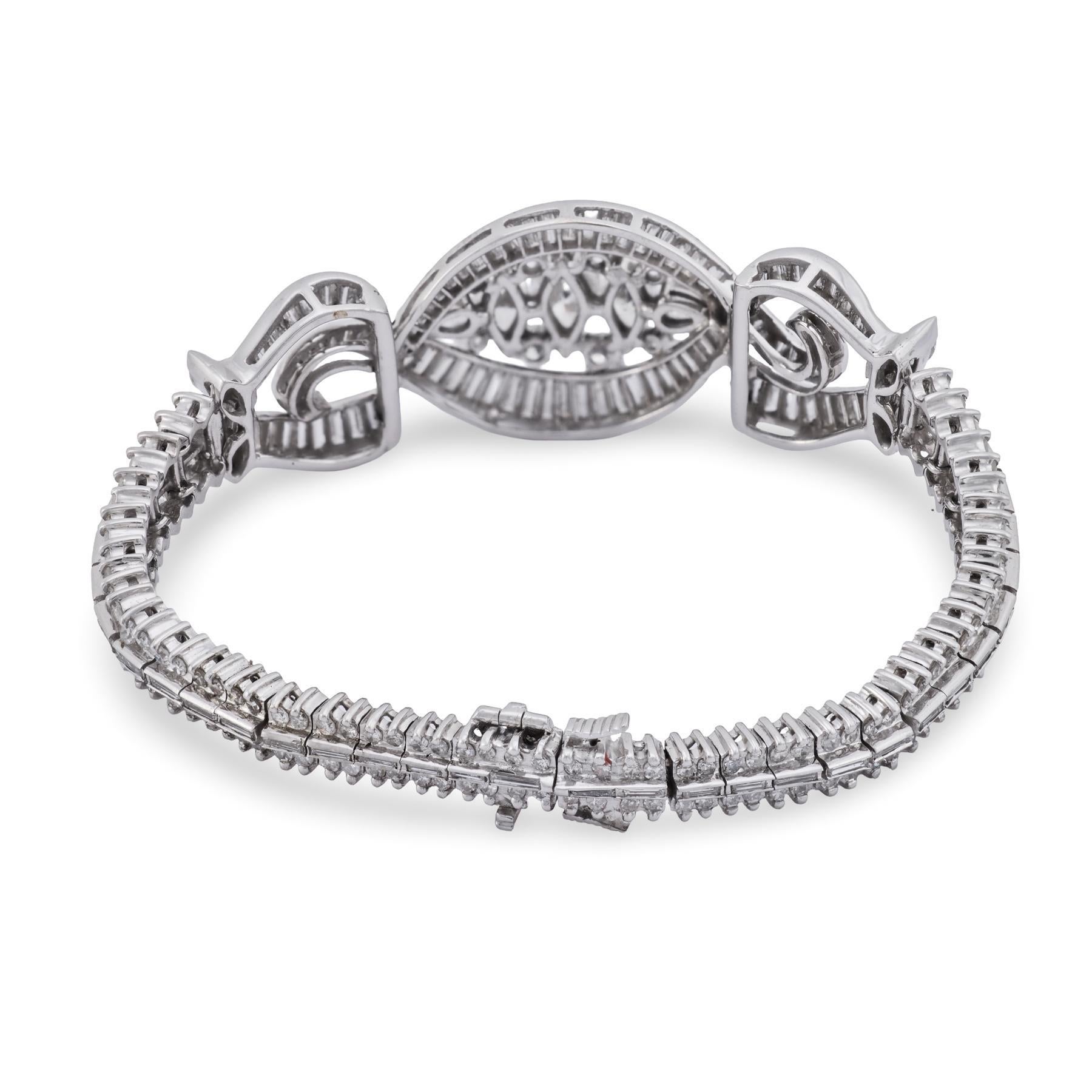 Mid Century 12,70 Karat Gesamtgewicht Diamant 14k Weißgold Armband im Zustand „Gut“ im Angebot in Beverly Hills, CA