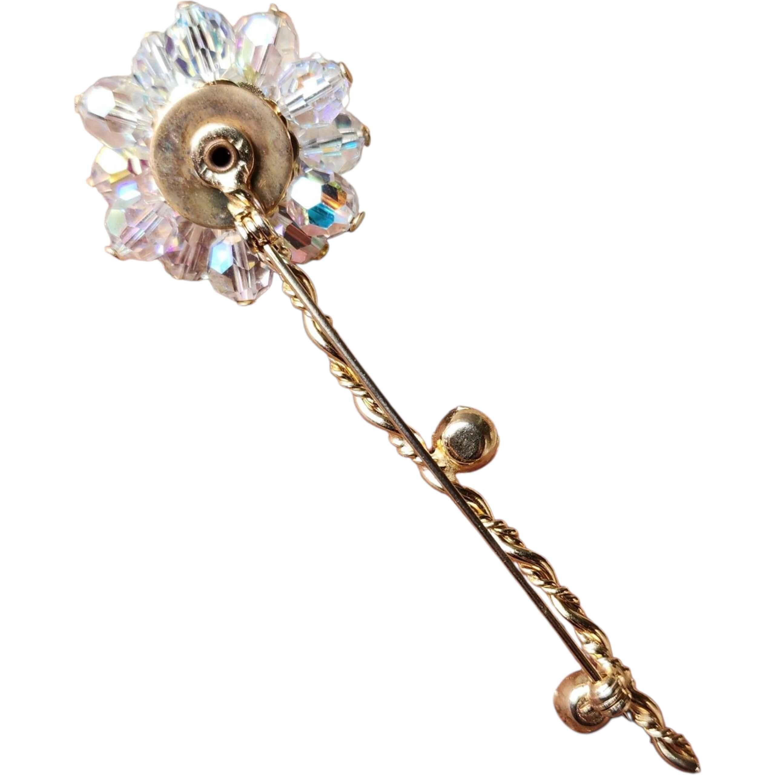 Mid-Century 12K Gold-Filled Brooch with Natural Baltic Amber Pear Figural Pin In Good Condition For Sale In Milford, DE