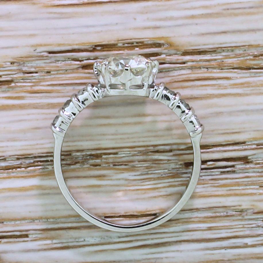 Women's Midcentury 1.35 Carat Old European Cut Diamond Engagement Ring For Sale