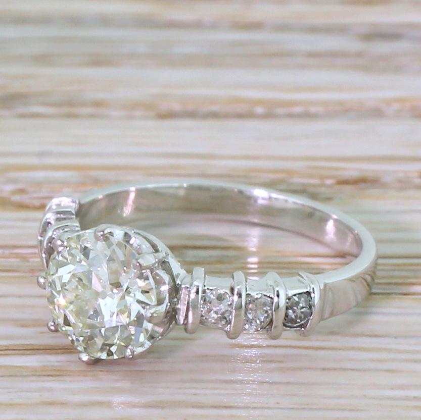 Midcentury 1.35 Carat Old European Cut Diamond Engagement Ring For Sale 3