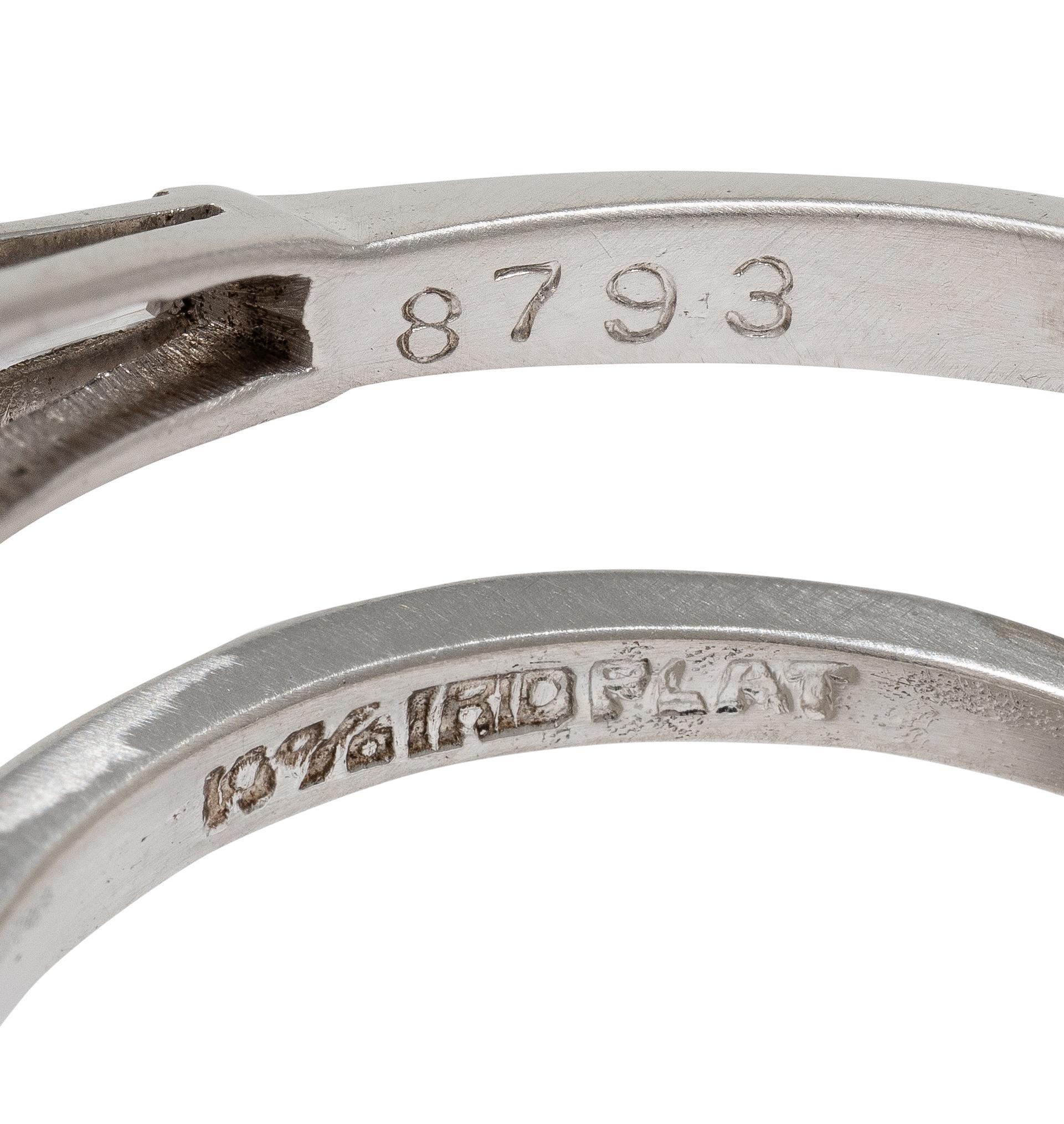 Anello di fidanzamento vintage in platino con diamante taglio pera da 1,36 CTW del Mid-Century in vendita 1