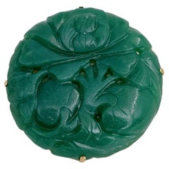 Mid Century 14 Karat Gold Carved Chalcedony Lotus Flower Round Pin Brooch