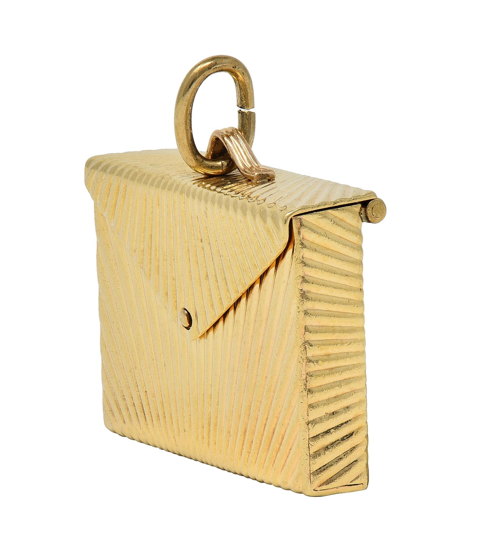 Moderne Pendentif en or jaune 14 carats vintage du milieu du siècle dernier en vente