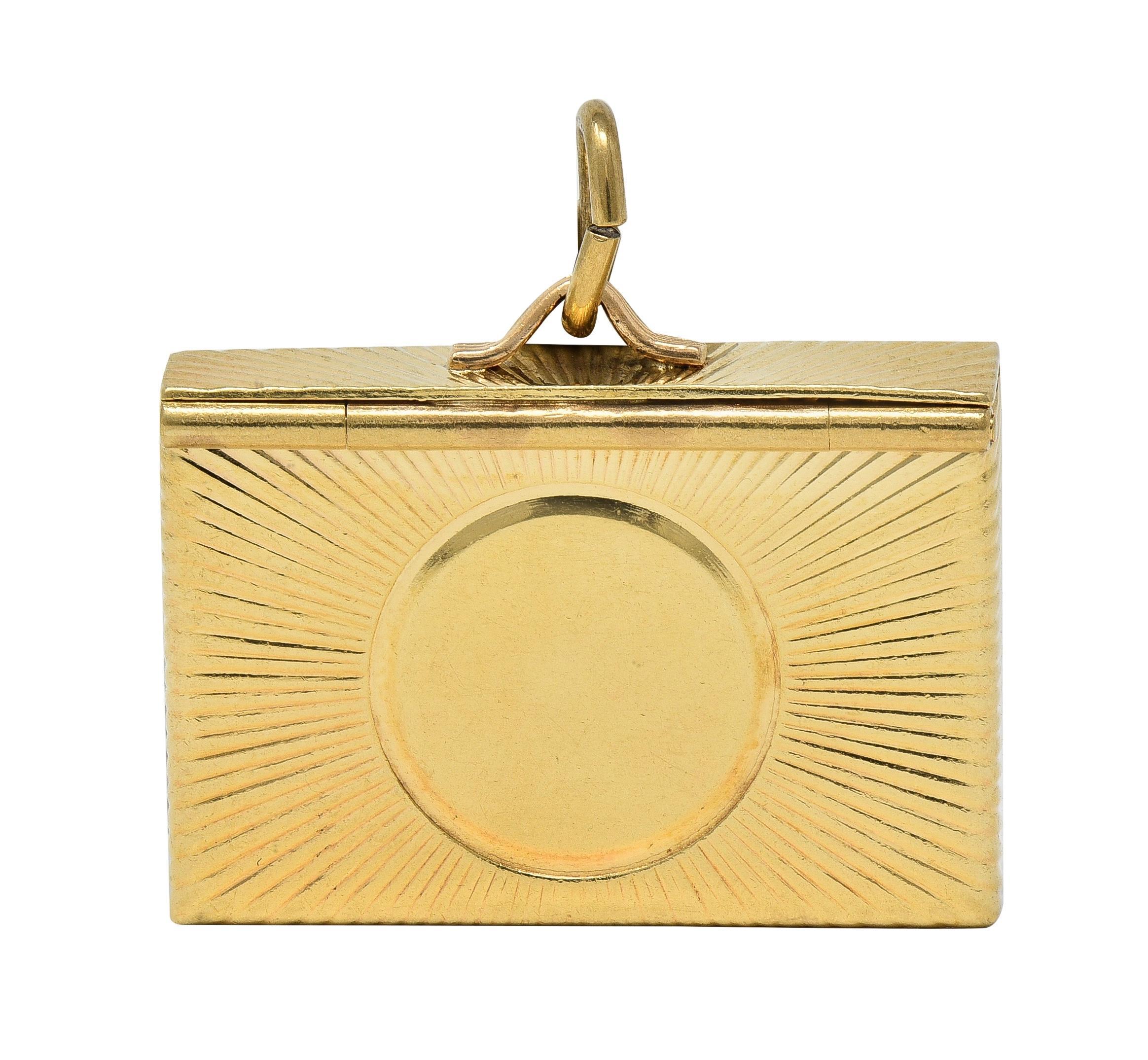Pendentif en or jaune 14 carats vintage du milieu du siècle dernier Unisexe en vente