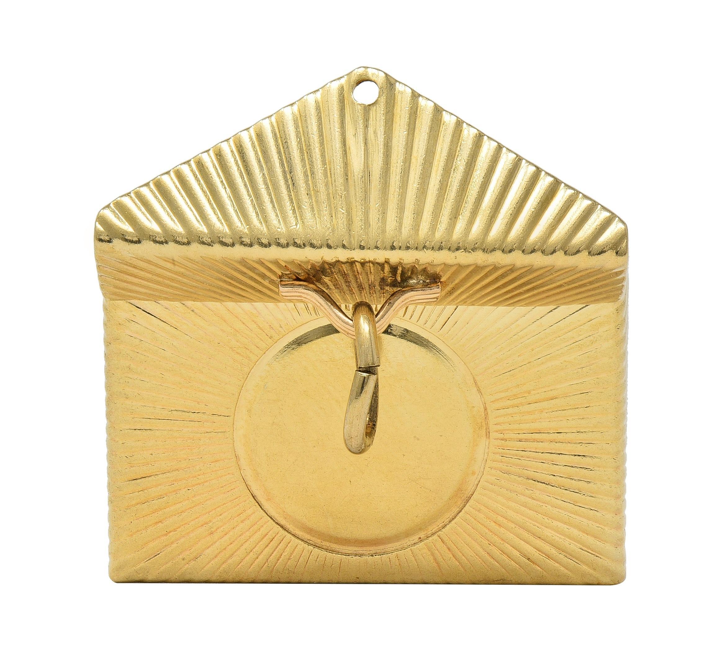 Pendentif en or jaune 14 carats vintage du milieu du siècle dernier en vente 1