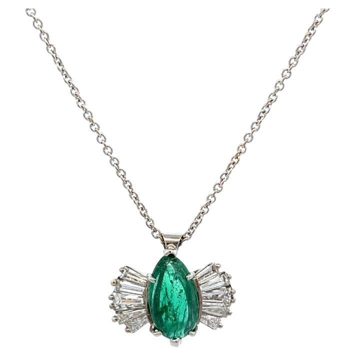 Midcentury 1.41 Carats Emerald Platinum Pendant Necklace