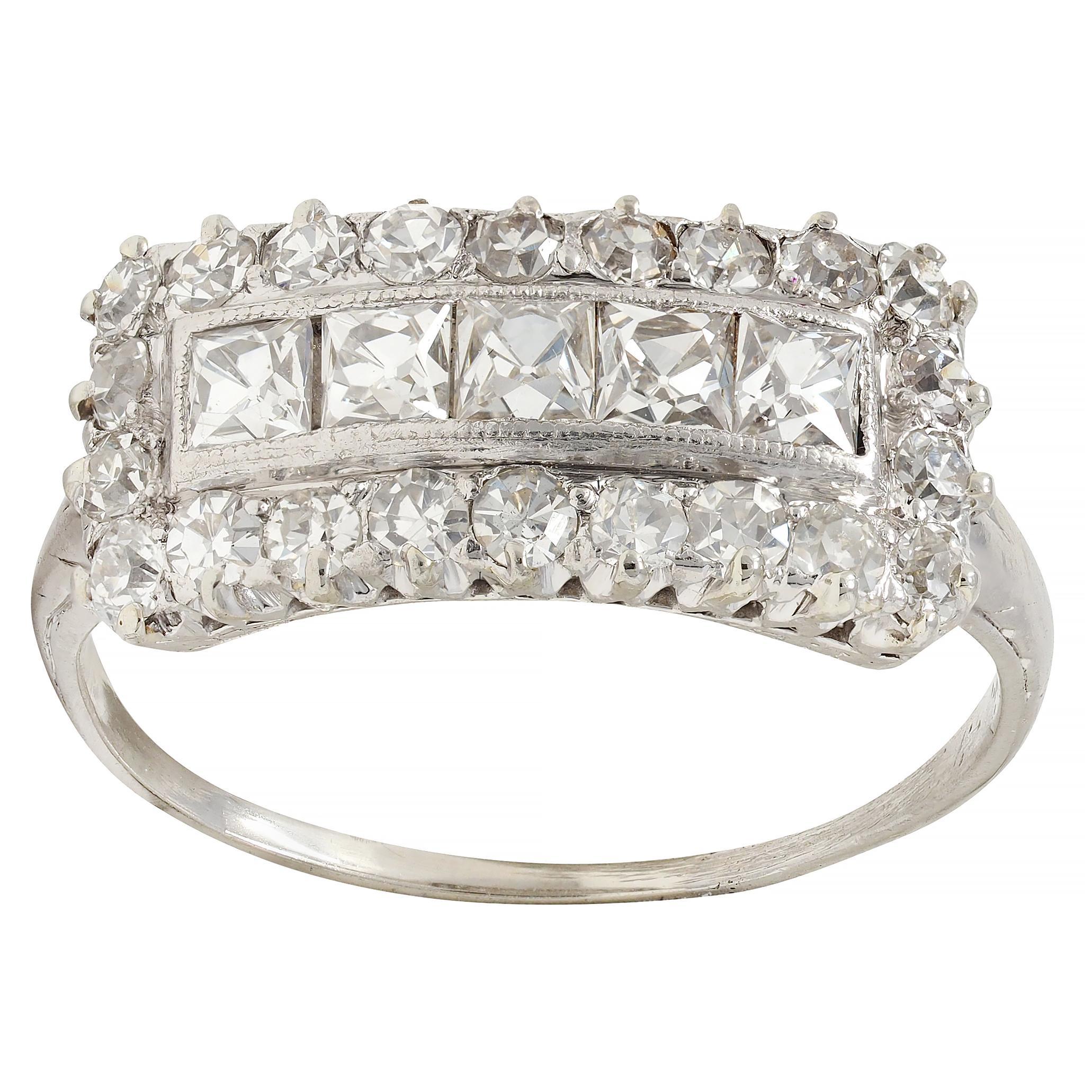 Mid-Century 1.41 CTW French Cut Diamond Platinum Vintage Band Ring For Sale 4