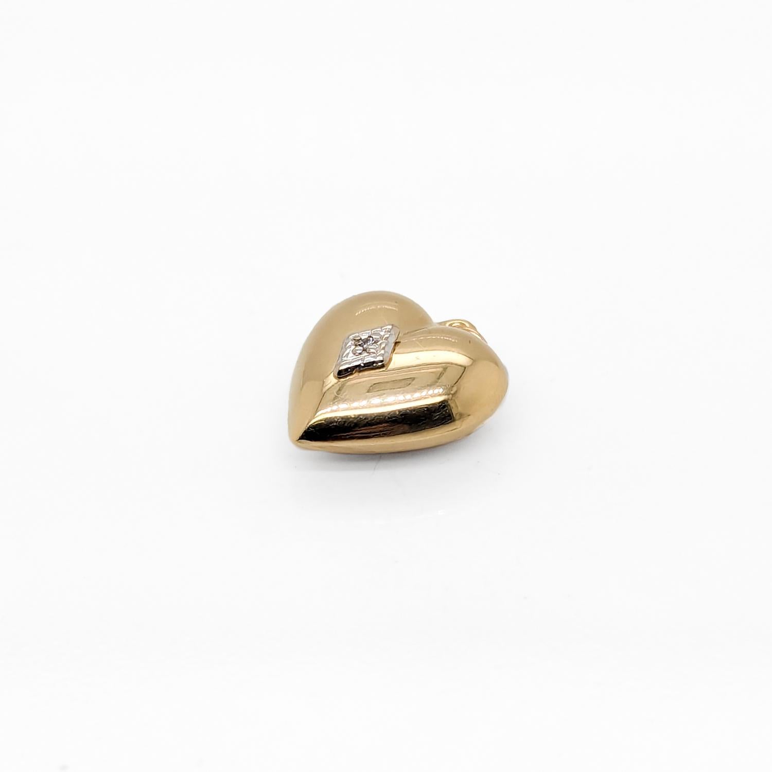 Mitte des Jahrhunderts 14K Gold  & Diamant-Herz-Anhänger oder Charme (Moderne)