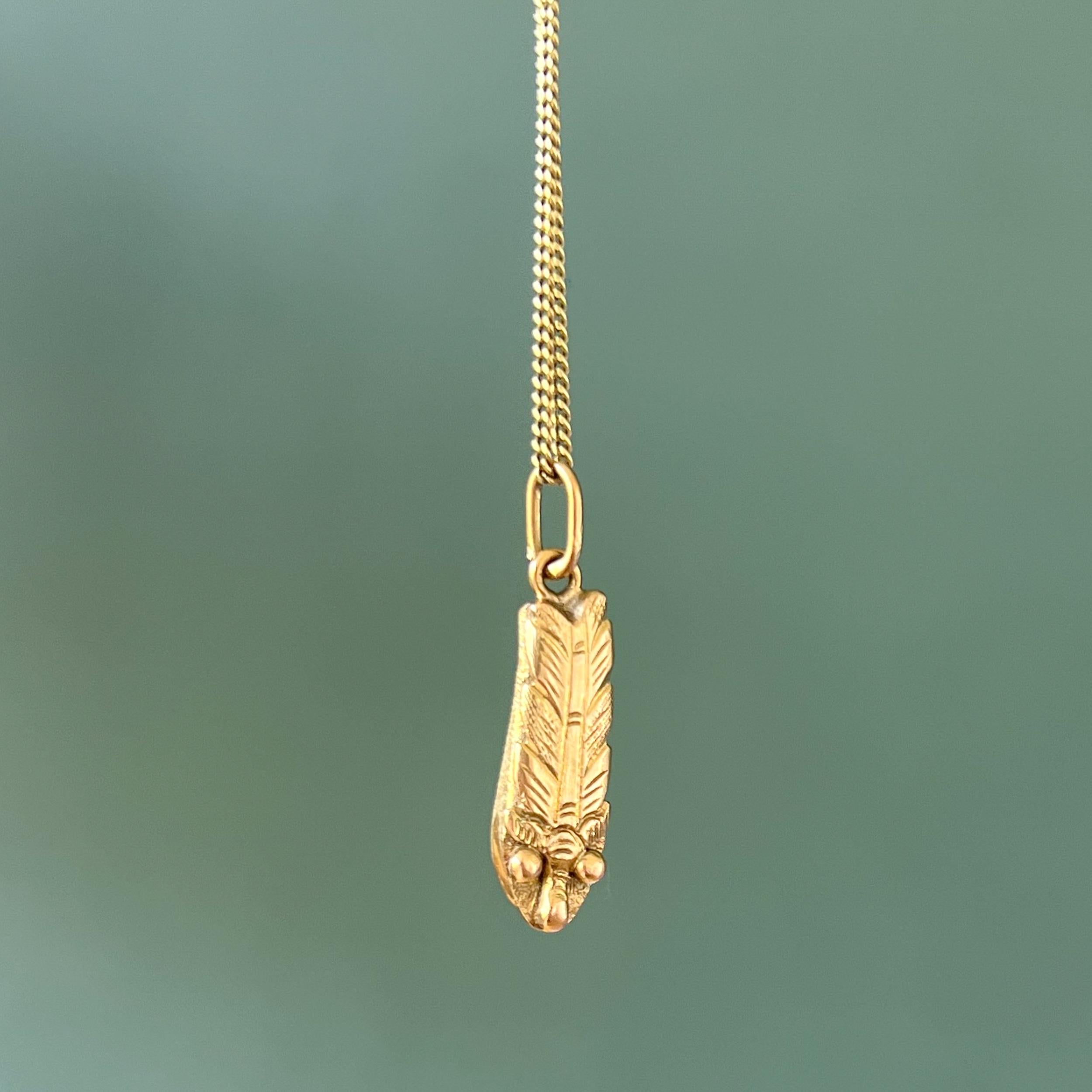 A vintage mid-century charm pendant designed into a fantasy animal creature. The charm is beautifully stylized and crafted in solid 14 karat gold. Charms are great to collect as wearable memories, it has a symbolic and often a sentimental value.