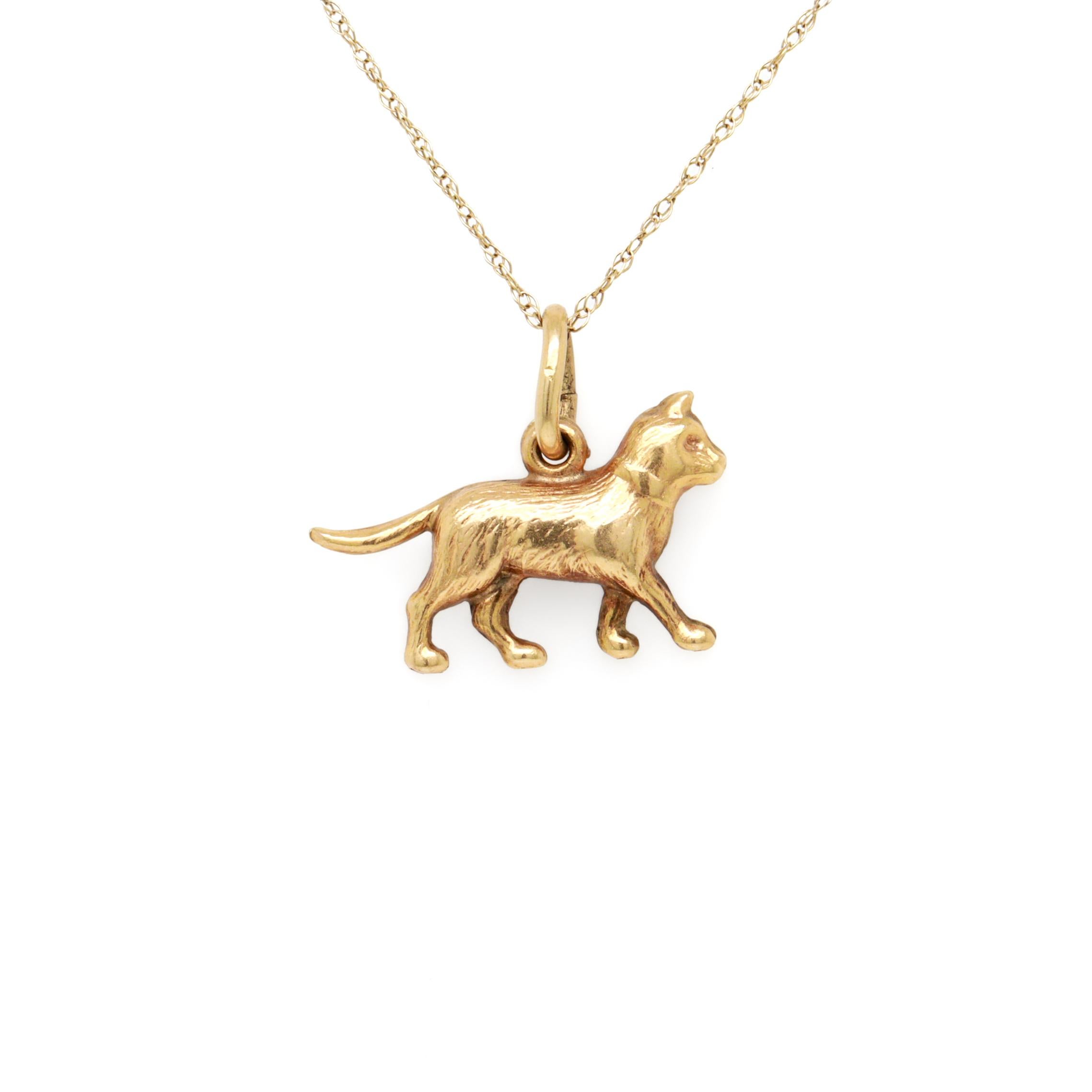 Mid-Century 14K Gold Figural Cat Charm for a Bracelet In Good Condition For Sale In Philadelphia, PA