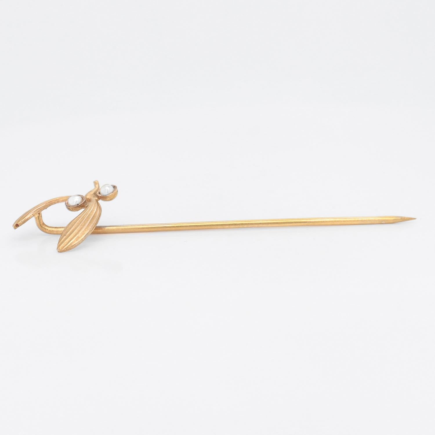 Mid-Century 14k Gold & Seed Pearl Mistletoe Stickpin For Sale 2