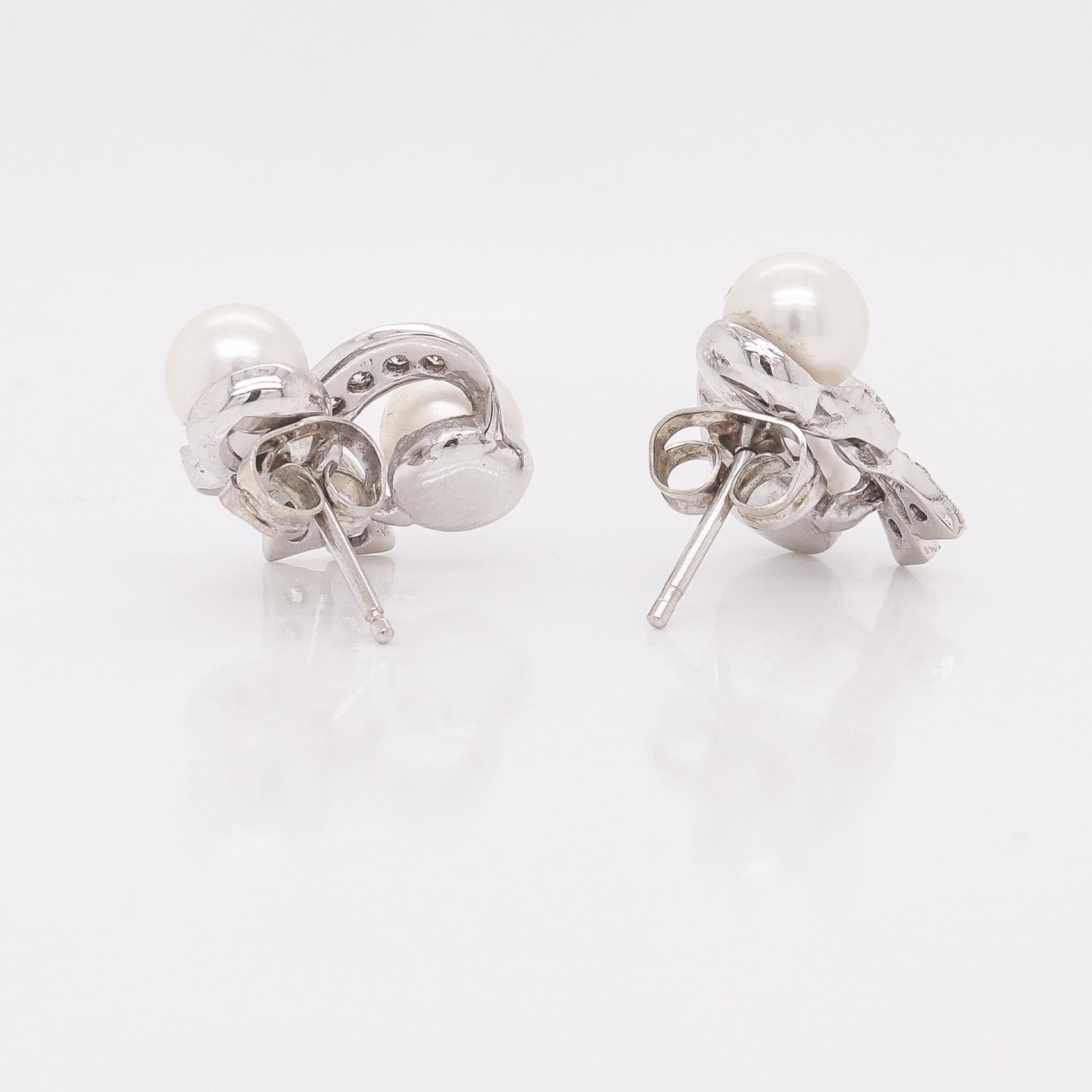 Mid-Century 14K White Gold, Cultured Pearl, and Diamond Stud Earrings For Sale 3