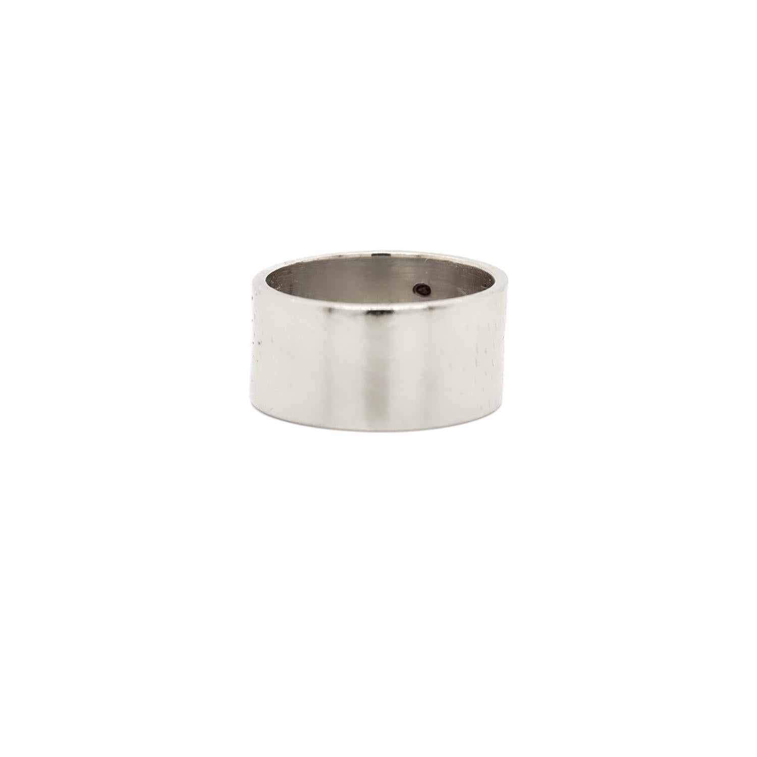 Bague du milieu du siècle en or blanc 14K et diamants avec un large anneau en vente 4