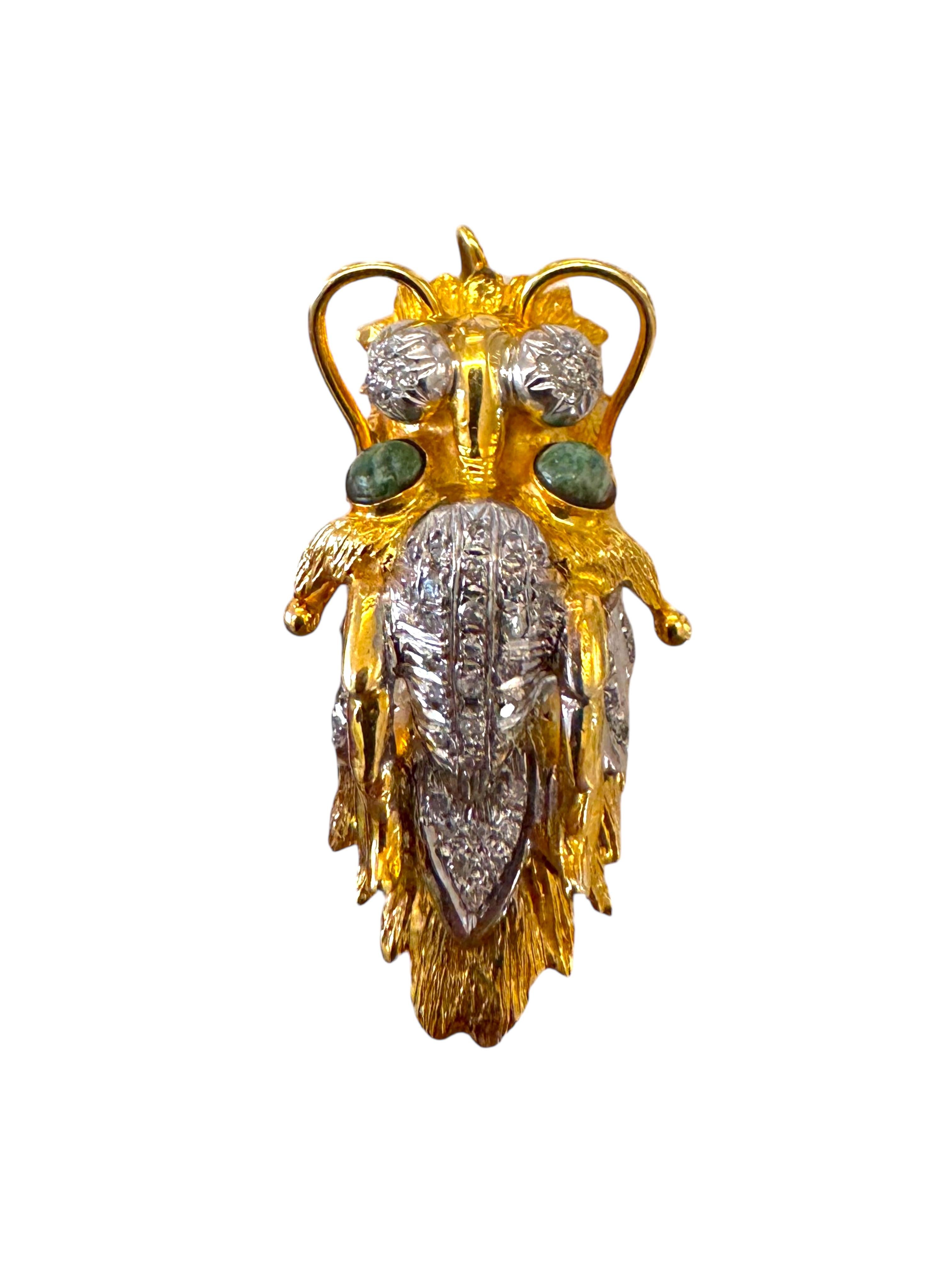 Mid-Century 14K Yellow Gold, Diamond, and Emerald Sea Monster Brooch/Pendant In Excellent Condition For Sale In Great Neck Plaza, NY