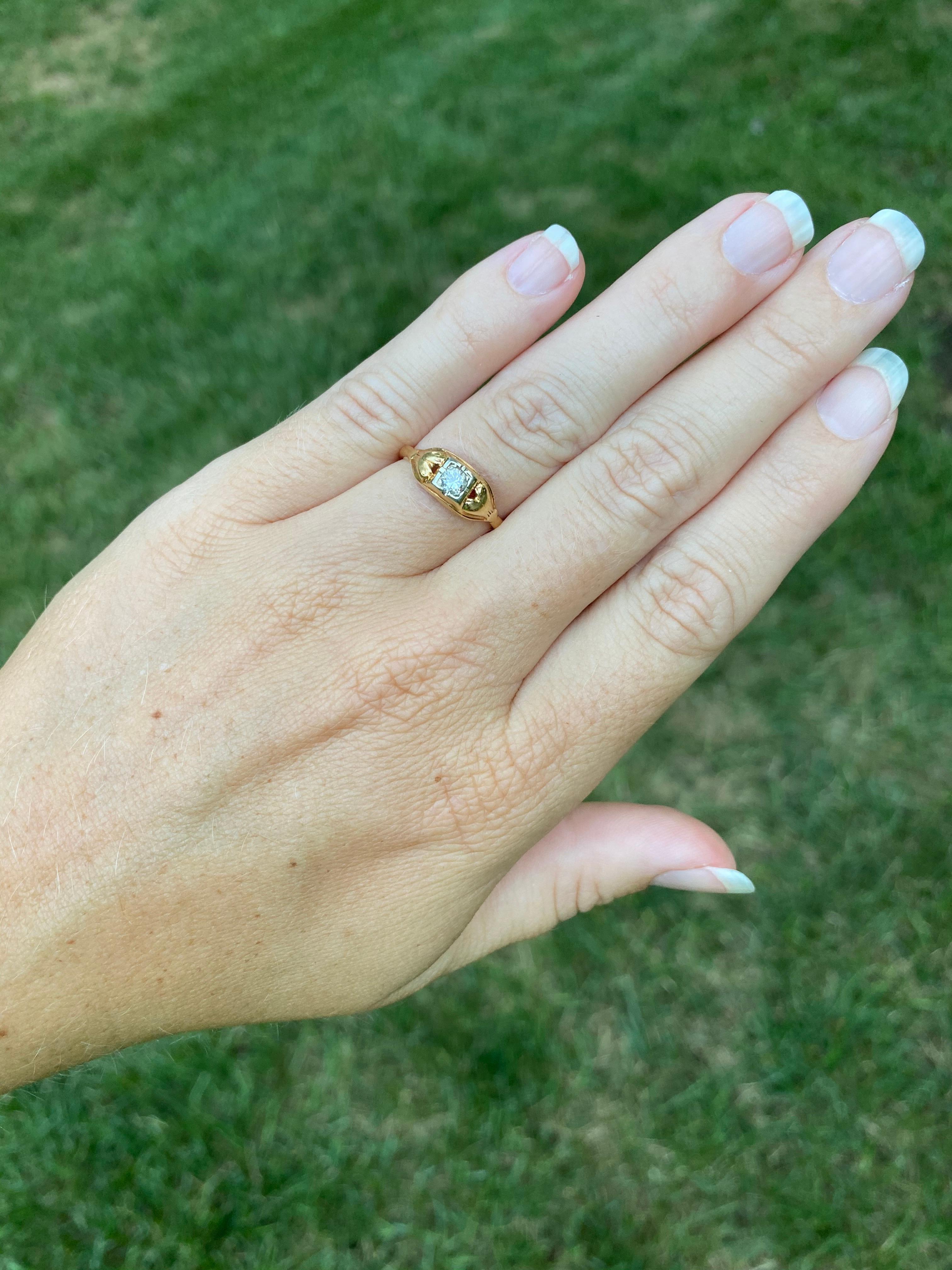 Women's or Men's Midcentury 14 Karat Yellow Gold and Diamond Engagement Ring