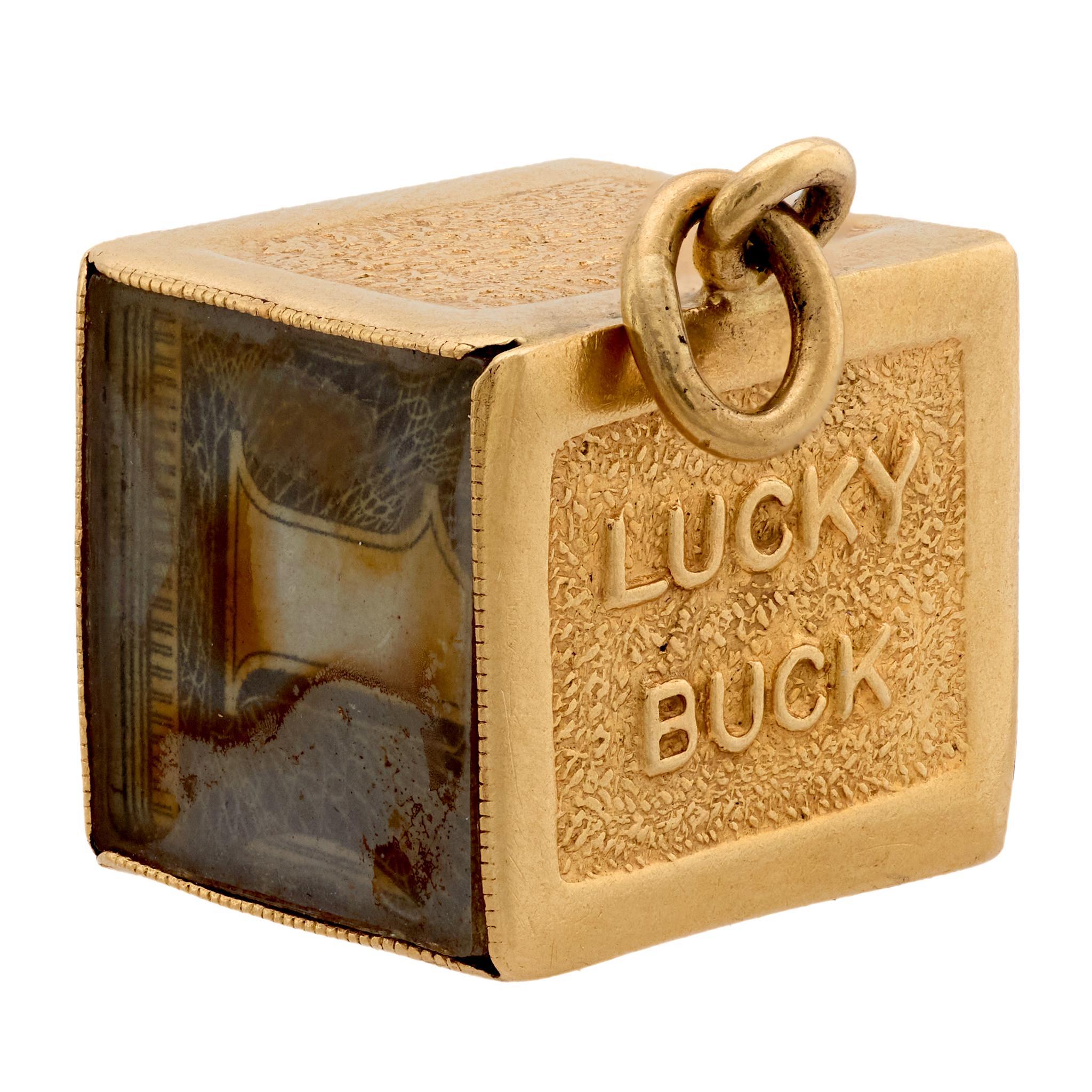 Mid Century 14k Gelbgold Lucky Buck Charm-Anhänger (Zeitgenössisch) im Angebot