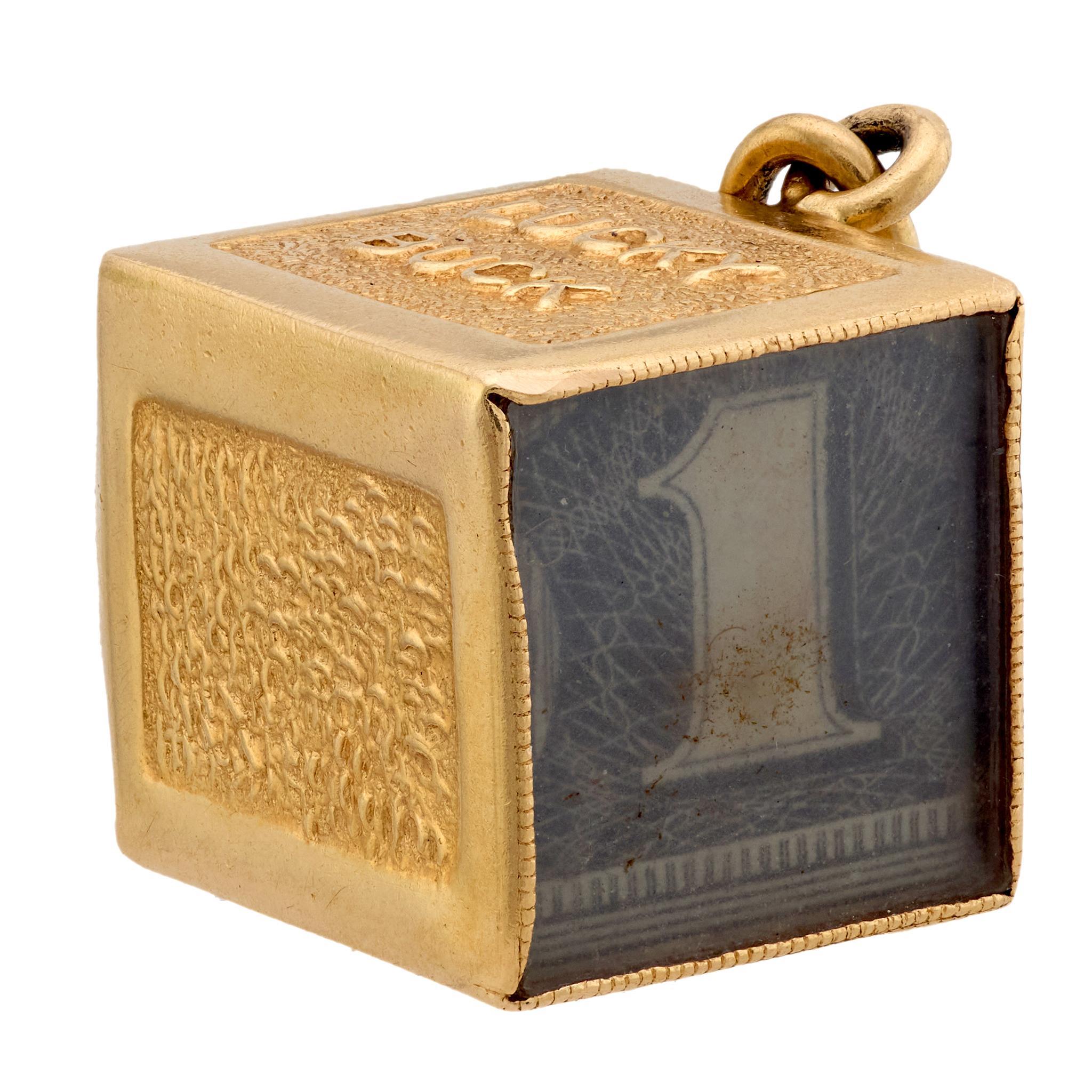 Mid Century 14k Gelbgold Lucky Buck Charm-Anhänger Damen im Angebot
