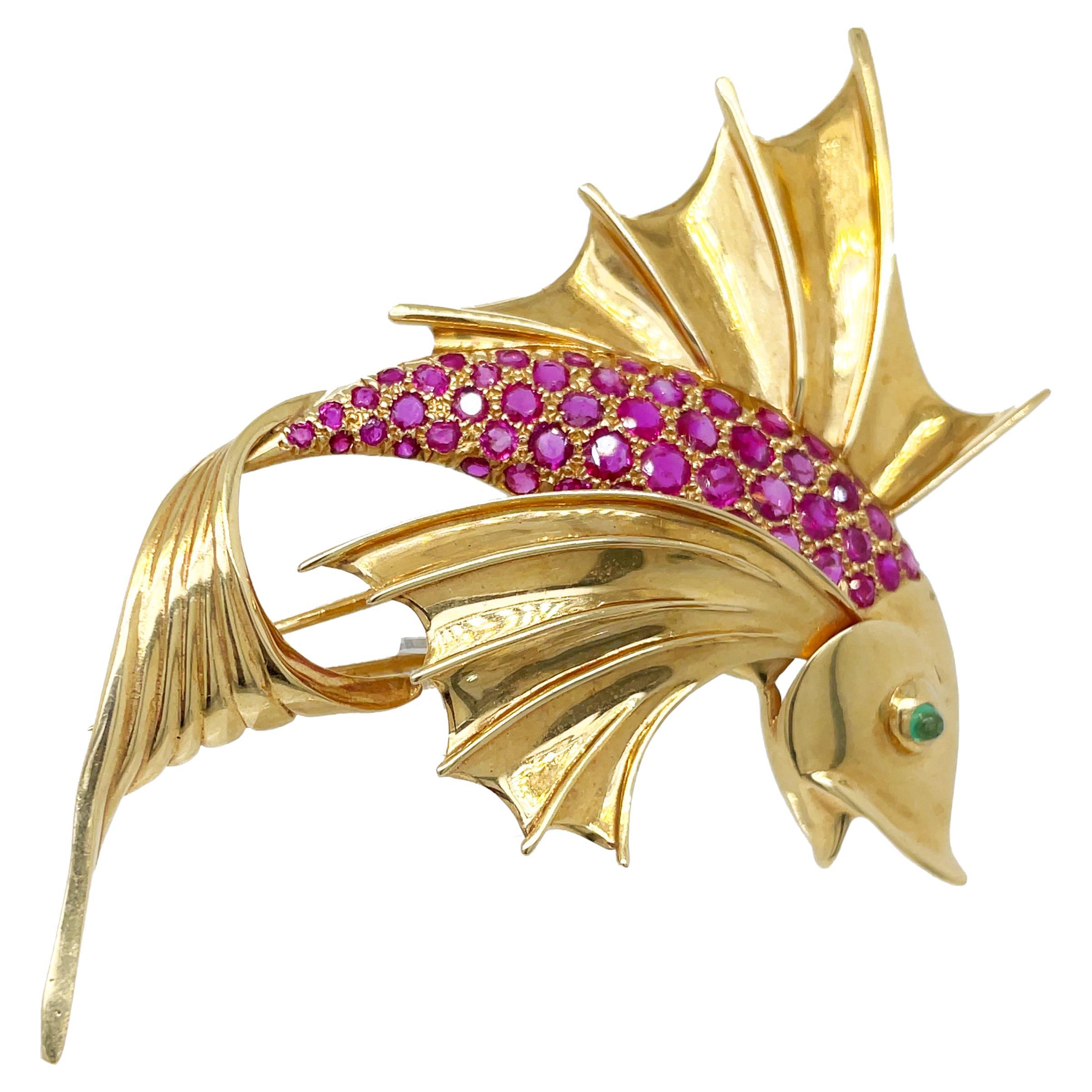 Mid-Century 14K Yellow Gold Ruby & Emerald Fish Pin For Sale