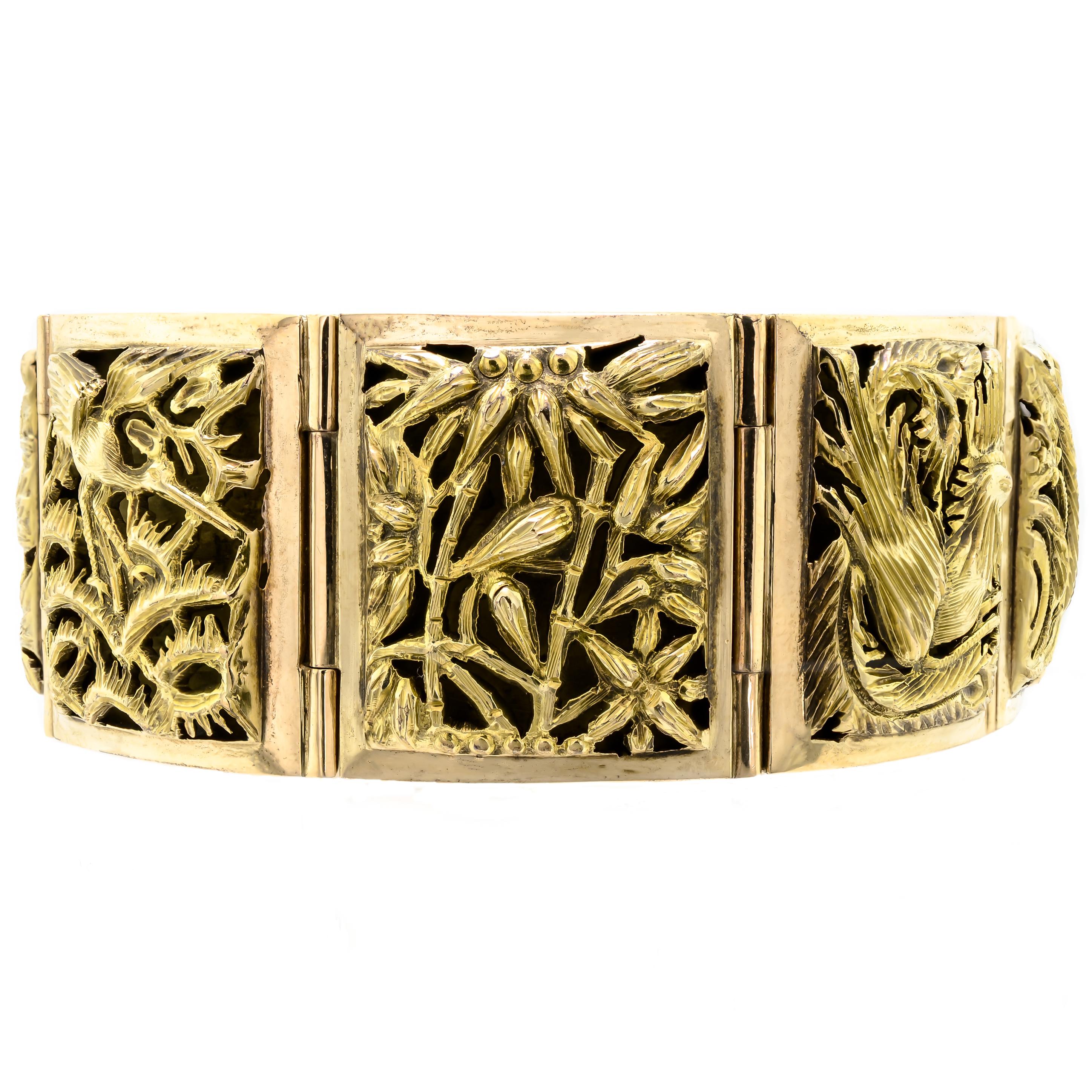 Mid-Century 14kt Yellow Gold Chinoiserie Bracelet For Sale 3