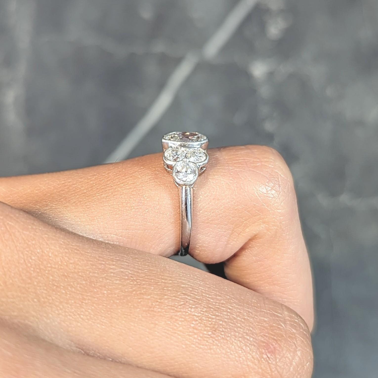Mid-Century 1.50 CTW Marquise Diamond 14 Karat White Gold Vintage Cluster Ring For Sale 8