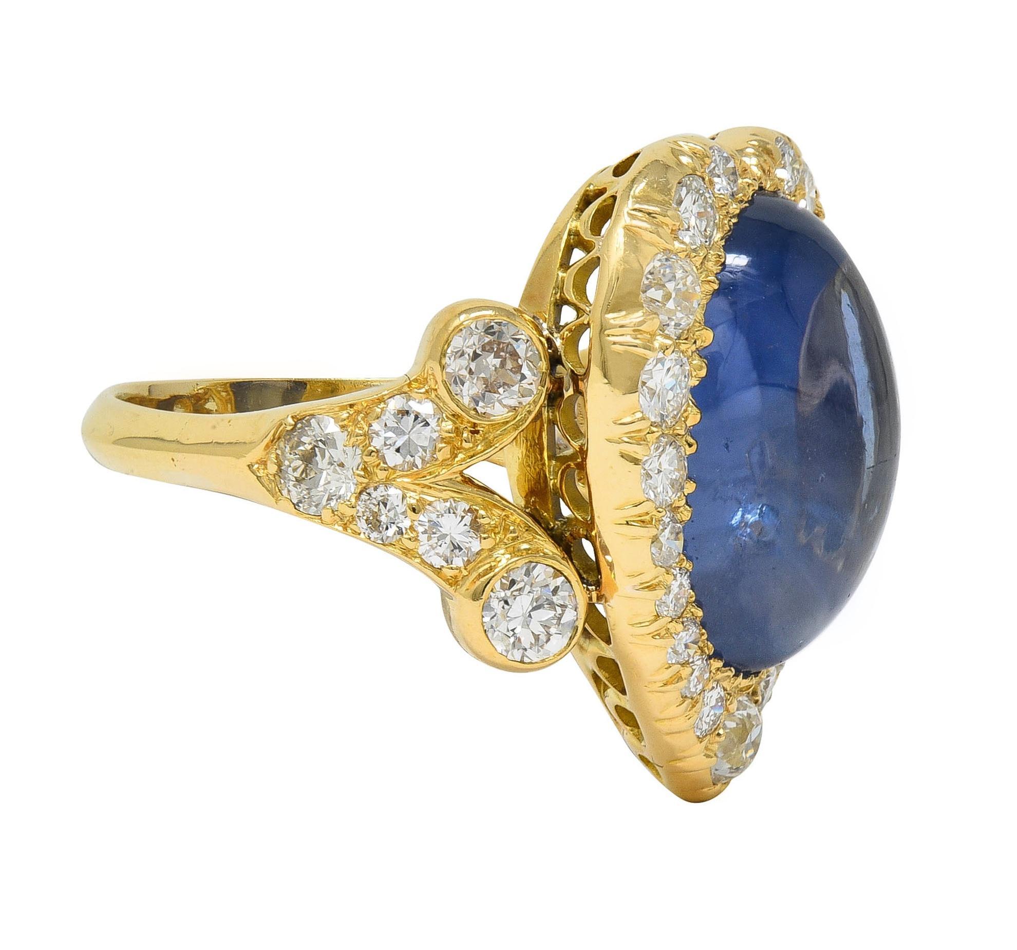 Bague en or 14 carats avec saphir de Ceylan 15,35 carats et diamants, certifiée GIA, du milieu du siècle dernier Unisexe en vente