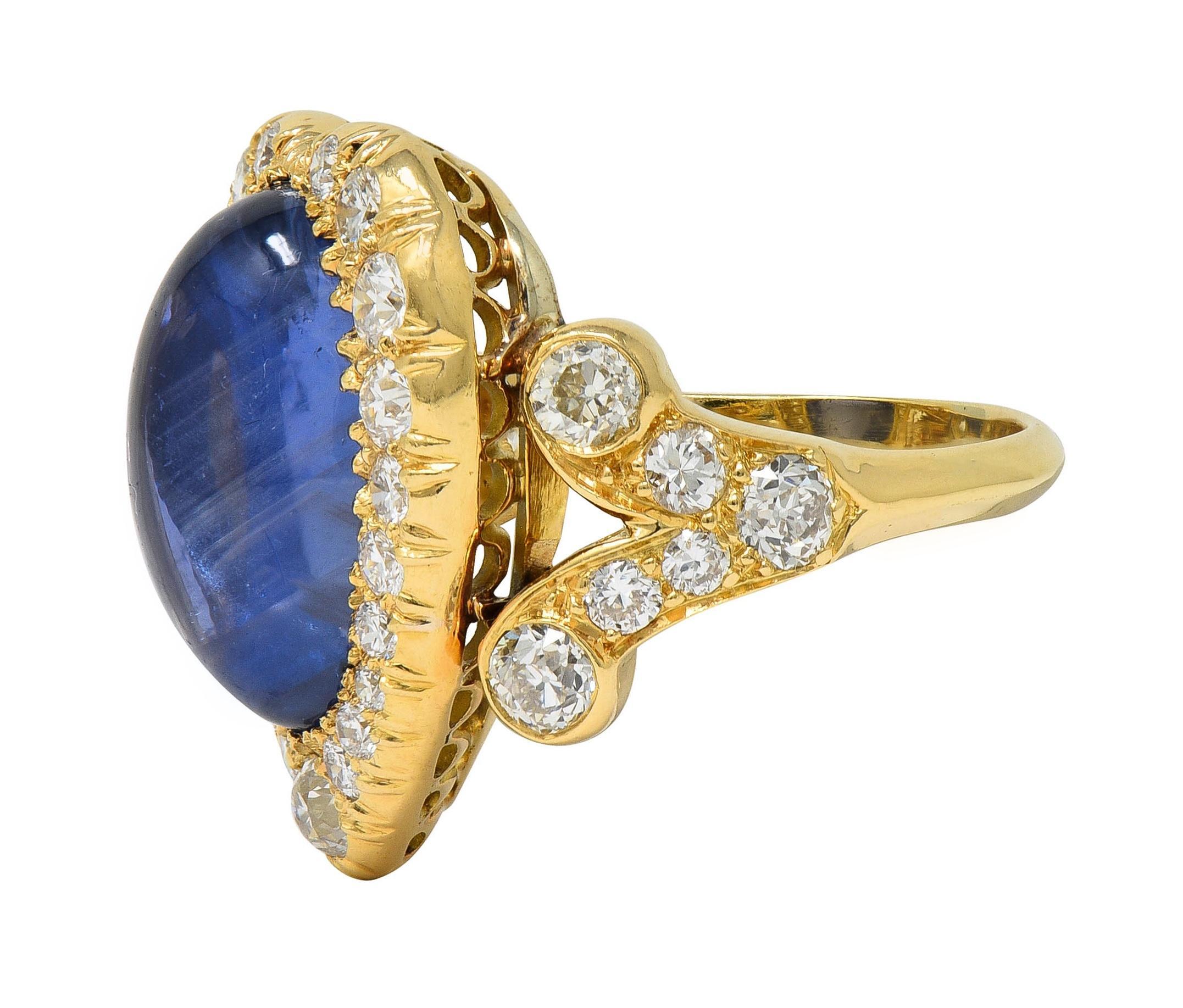 Bague en or 14 carats avec saphir de Ceylan 15,35 carats et diamants, certifiée GIA, du milieu du siècle dernier en vente 2